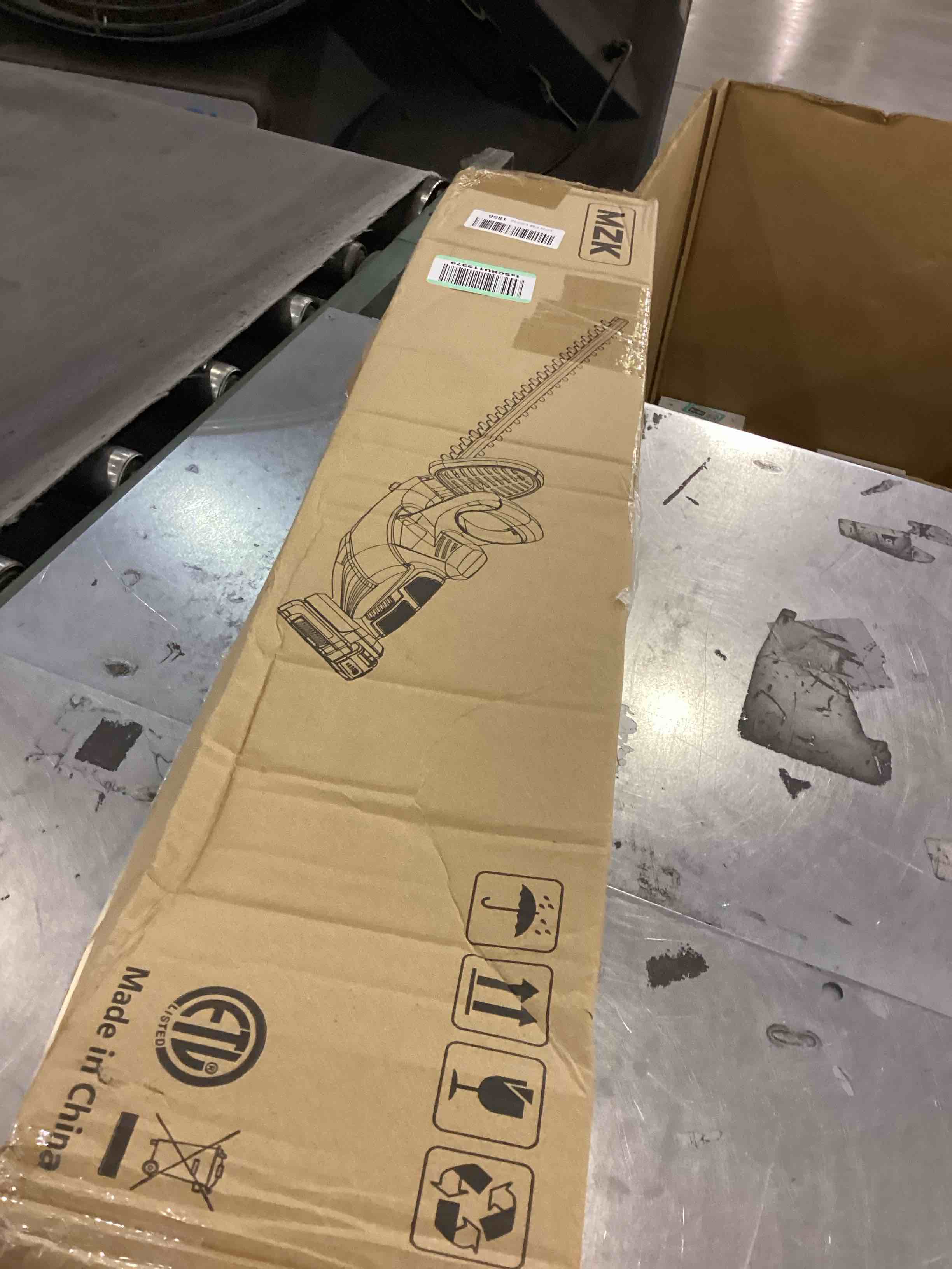 https://s3.amazonaws.com/lotting-images-prod/bidfta/PPE2544897_1752580345502.jpeg