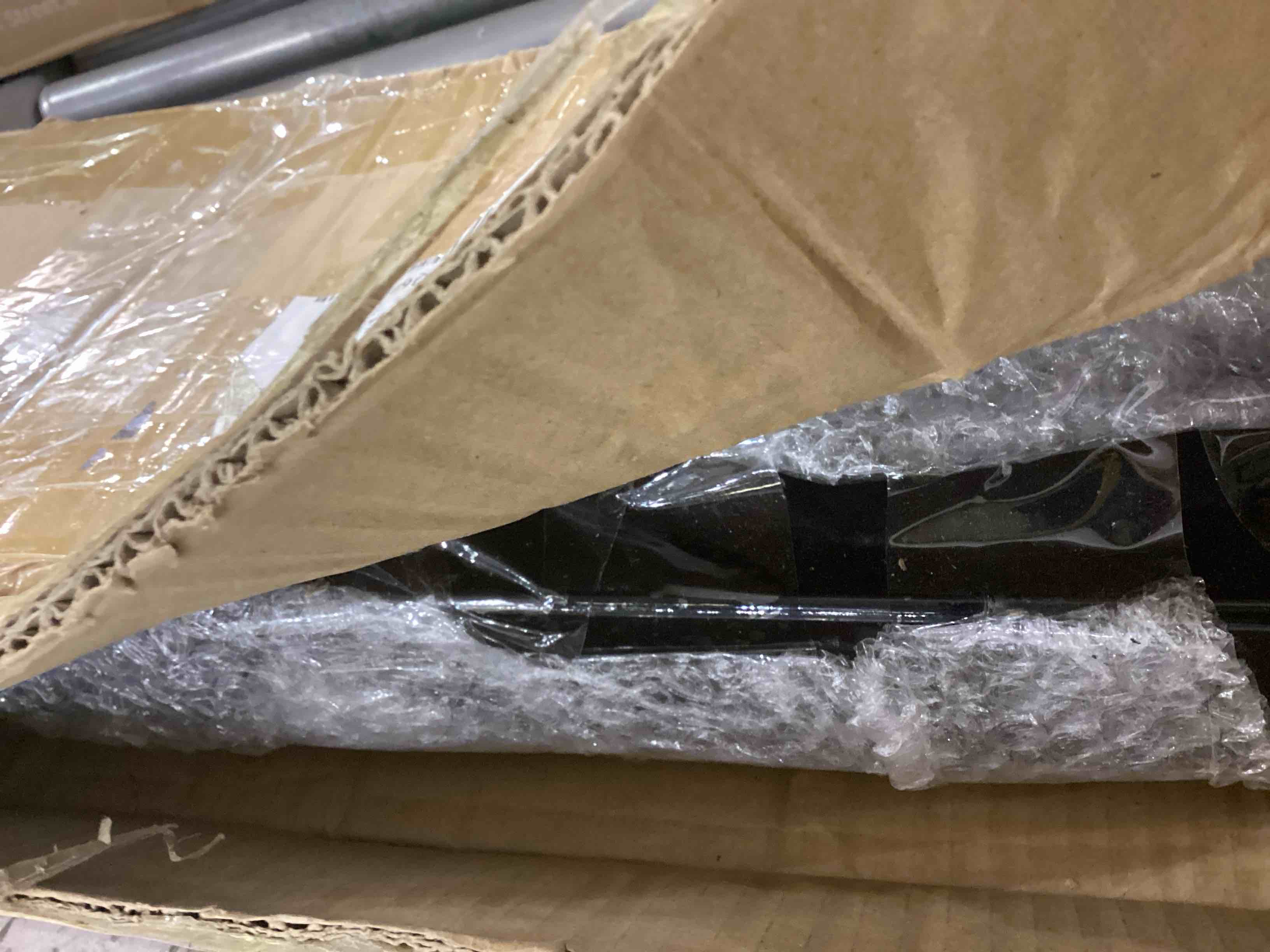 https://s3.amazonaws.com/lotting-images-prod/bidfta/PPE2544952_1752592829763.jpeg