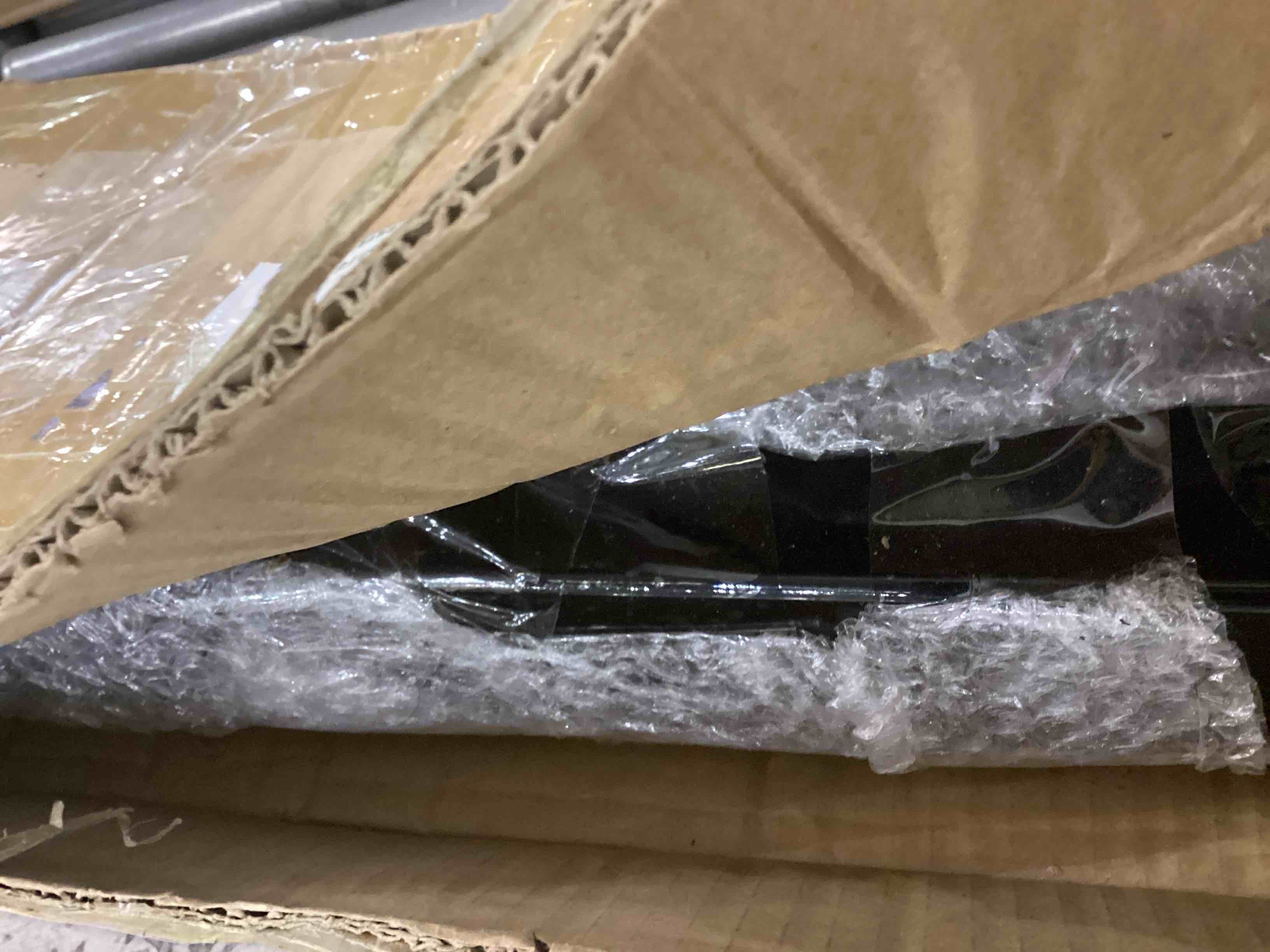 https://s3.amazonaws.com/lotting-images-prod/bidfta/PPE2544952_1752592830922.jpeg