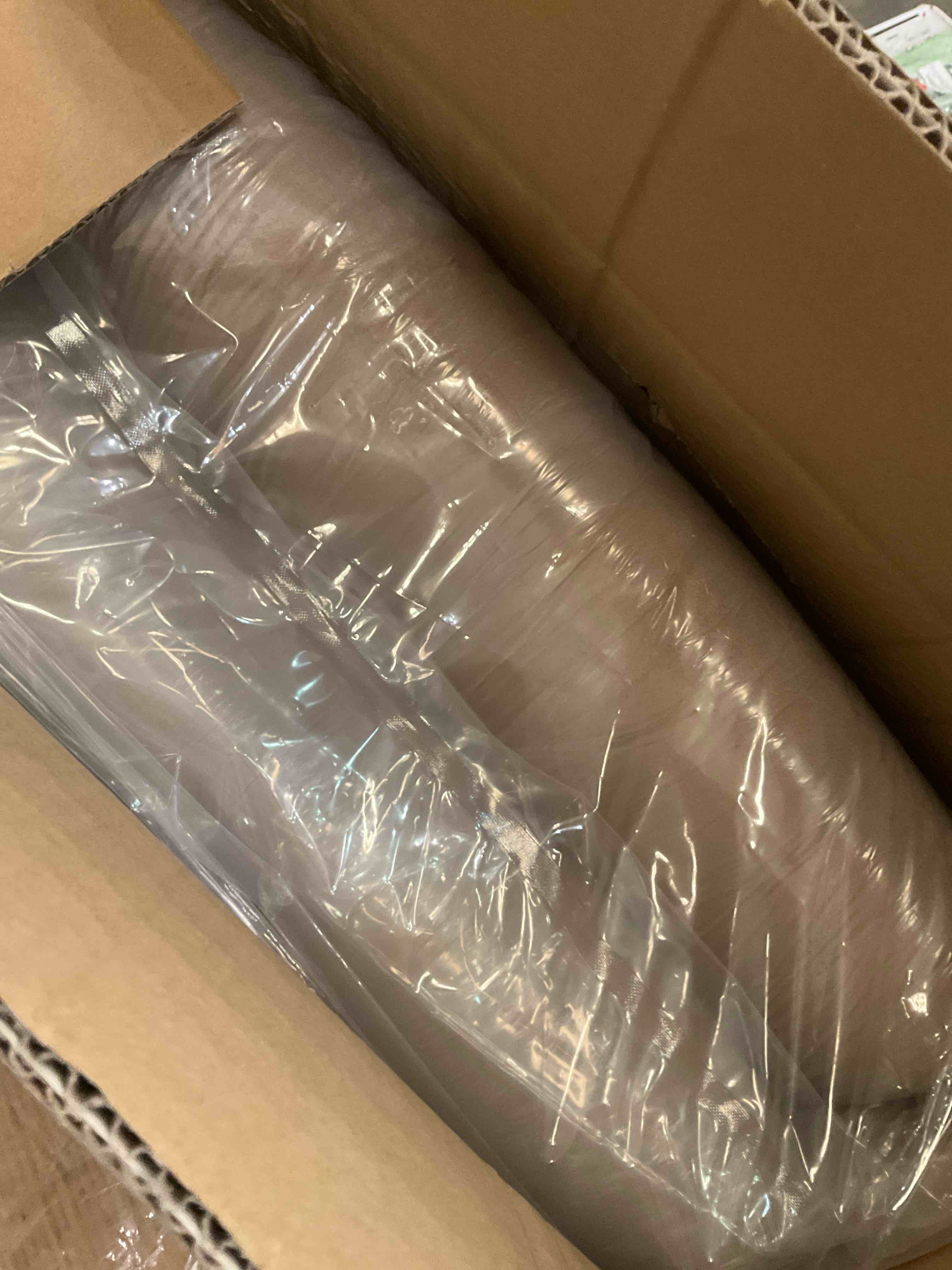 https://s3.amazonaws.com/lotting-images-prod/bidfta/PPE2545188_1751901289964.jpeg