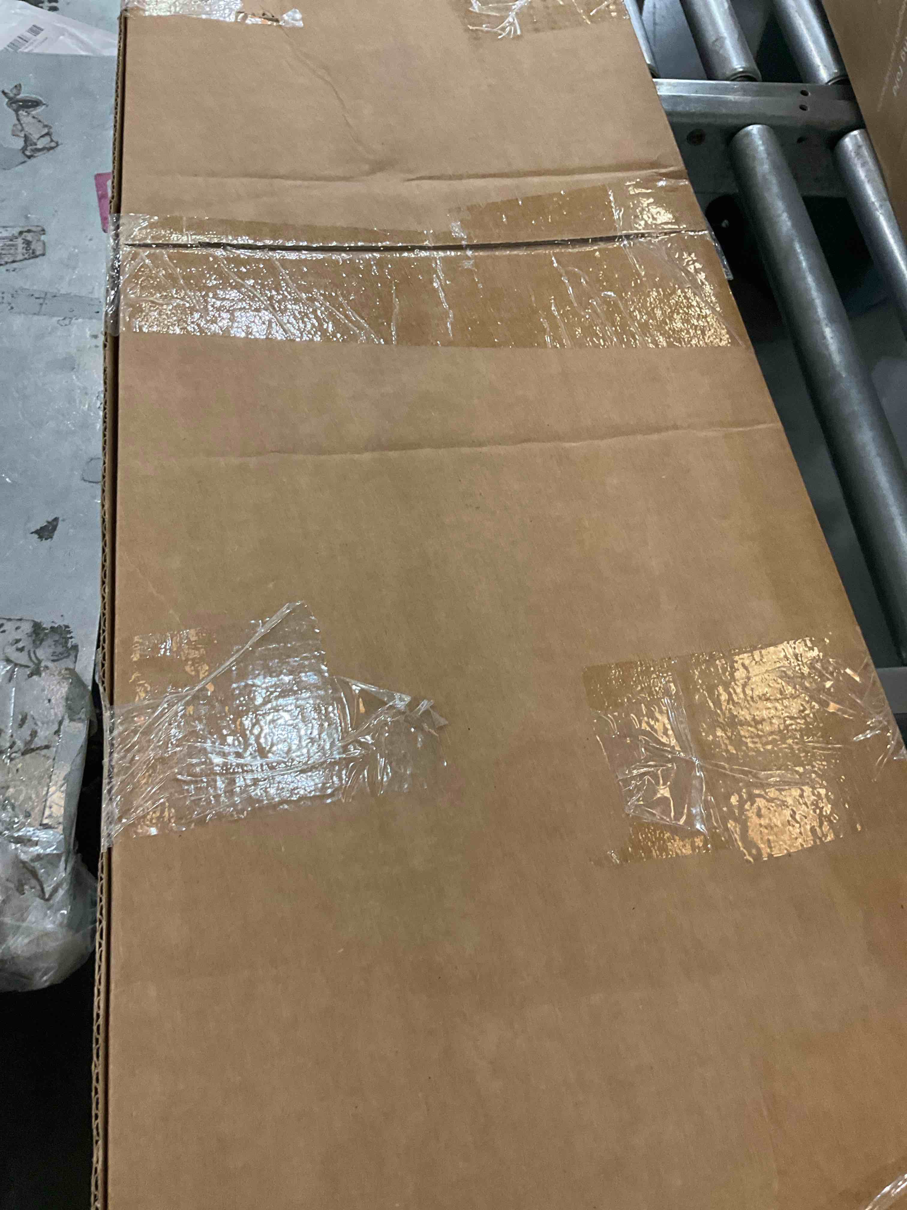 https://s3.amazonaws.com/lotting-images-prod/bidfta/PPE2545481_1751985758841.jpeg