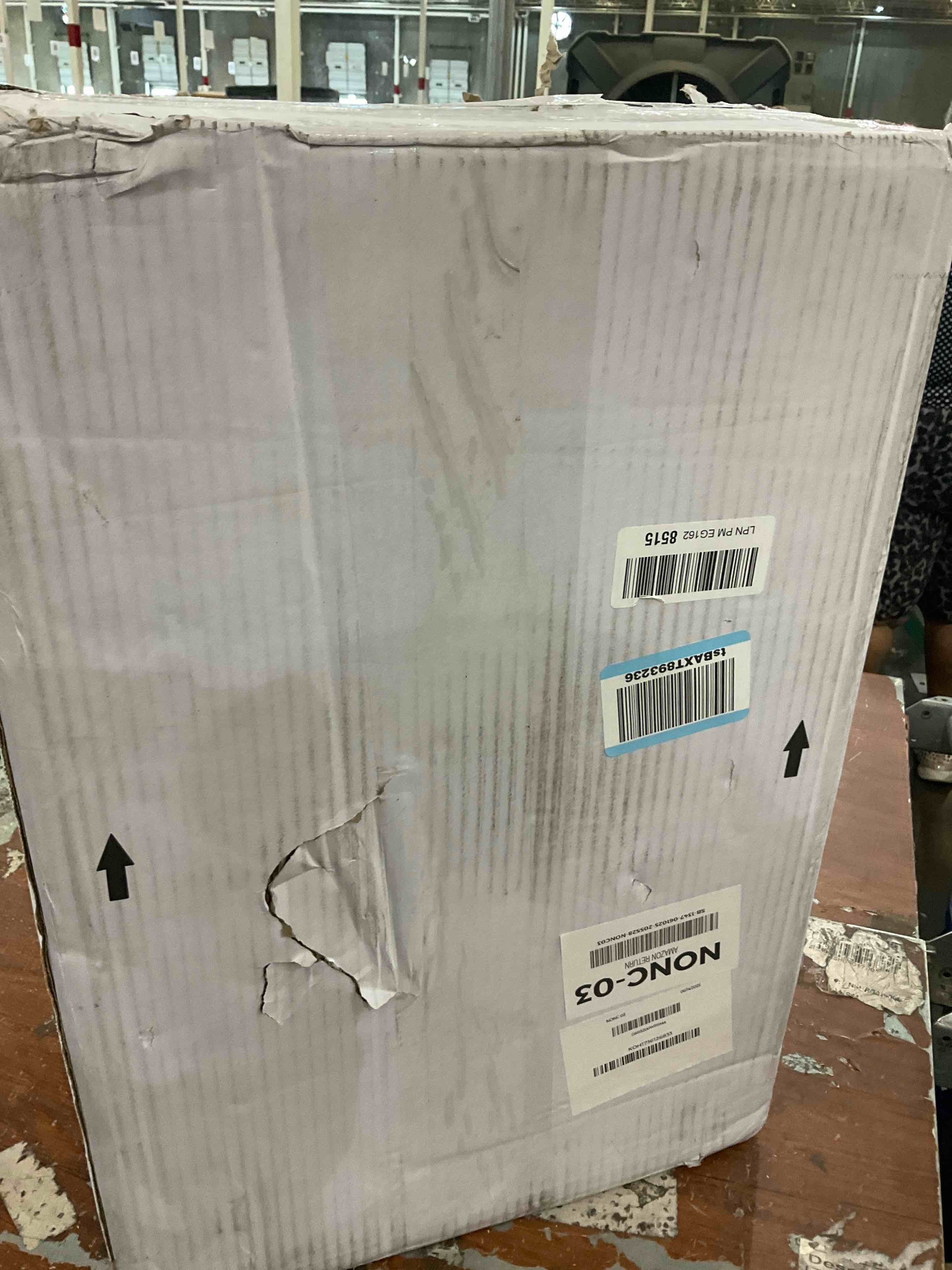 https://s3.amazonaws.com/lotting-images-prod/bidfta/PPE2545485_1751985846644.jpeg