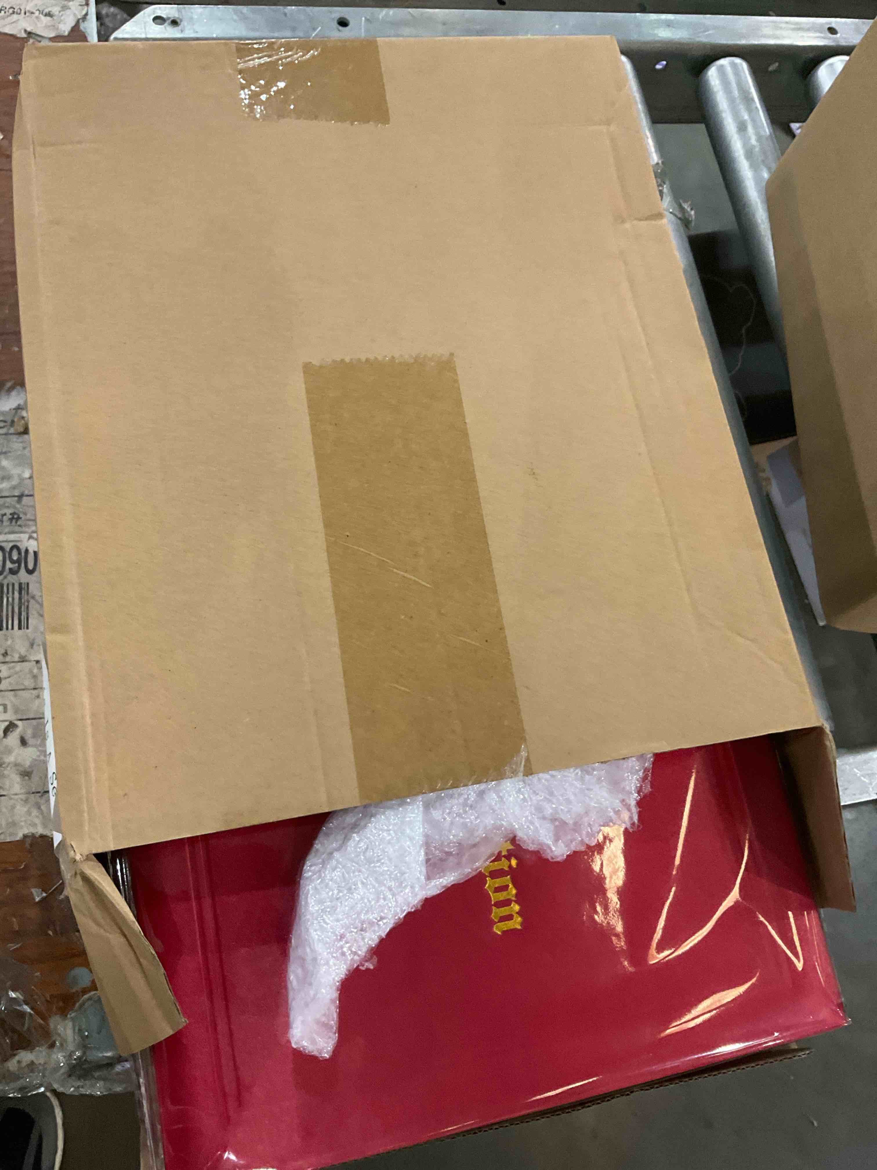 https://s3.amazonaws.com/lotting-images-prod/bidfta/PPE2545598_1751982322466.jpeg