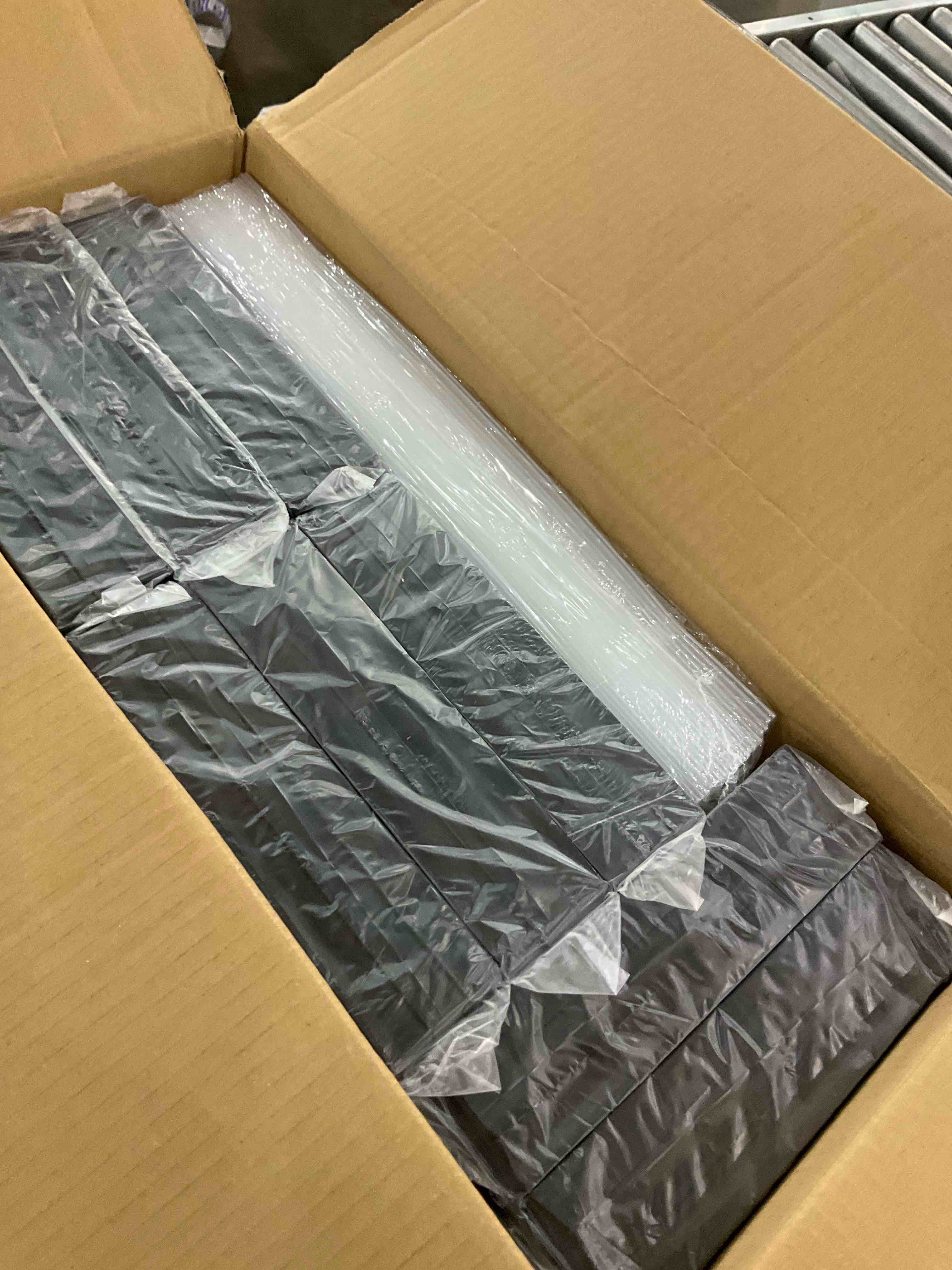 https://s3.amazonaws.com/lotting-images-prod/bidfta/PPE2545620_1752065210691.jpeg