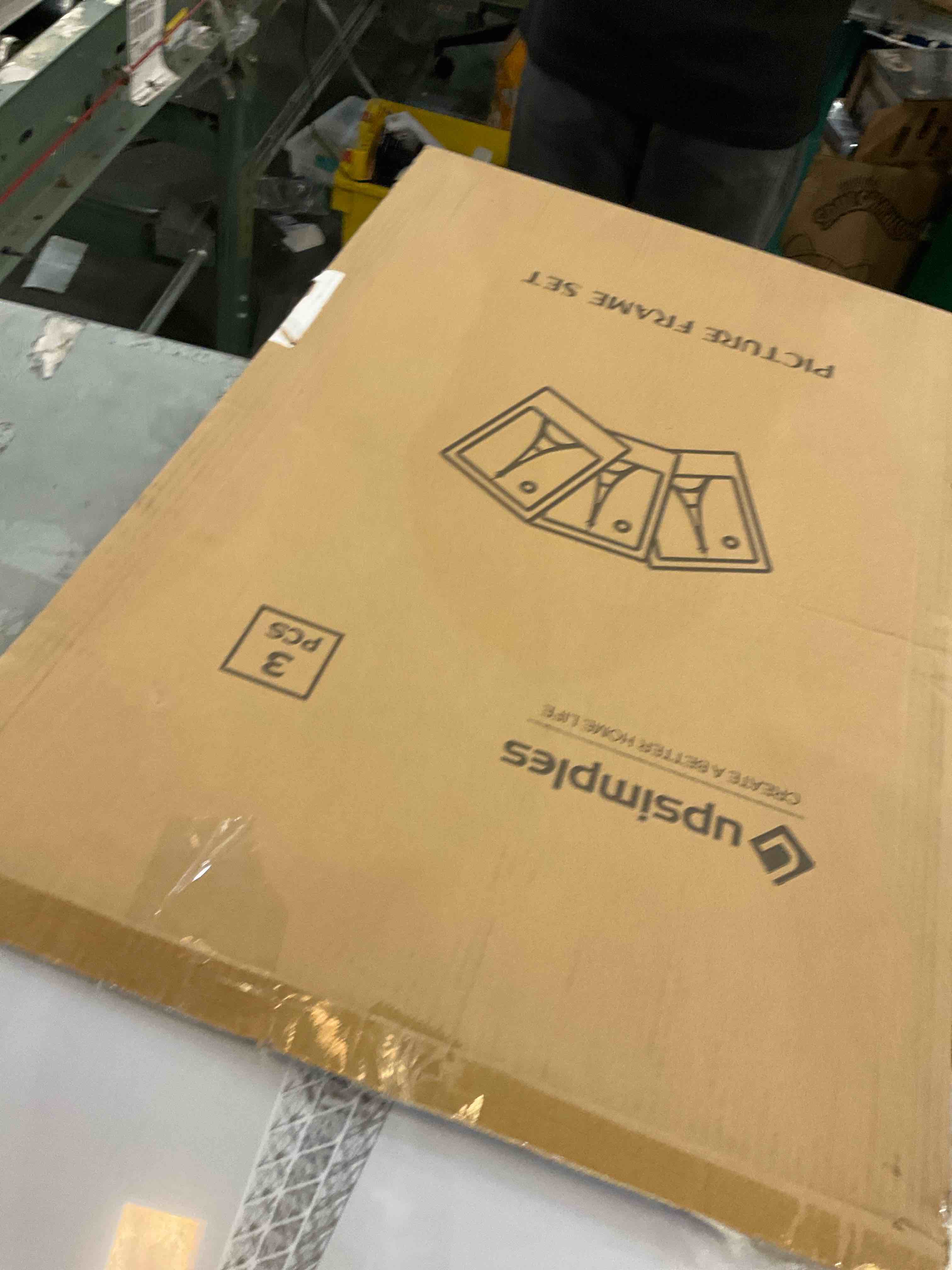 https://s3.amazonaws.com/lotting-images-prod/bidfta/PPE2545708_1751995199493.jpeg