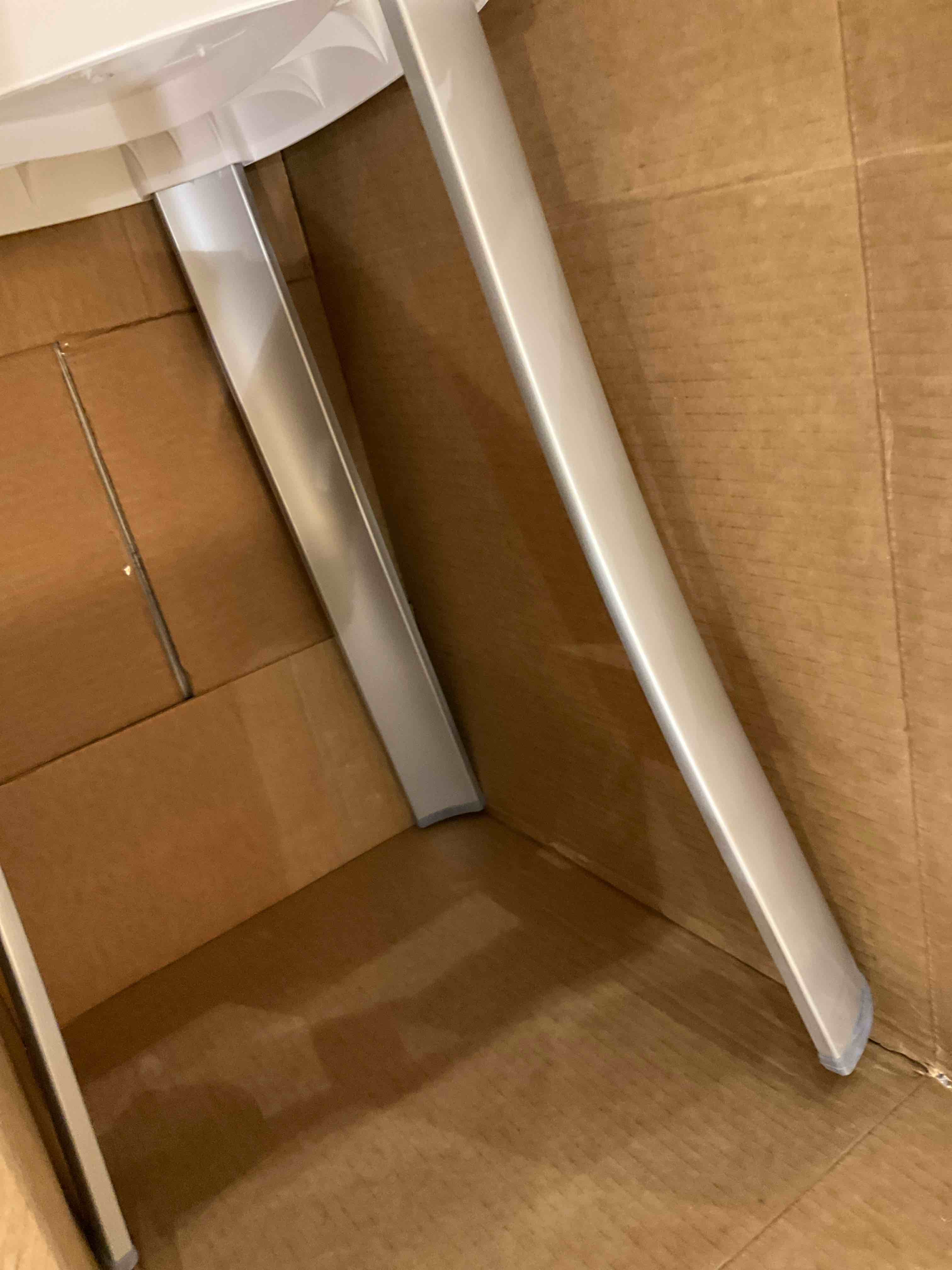 https://s3.amazonaws.com/lotting-images-prod/bidfta/PPE2545722_1751995554126.jpeg