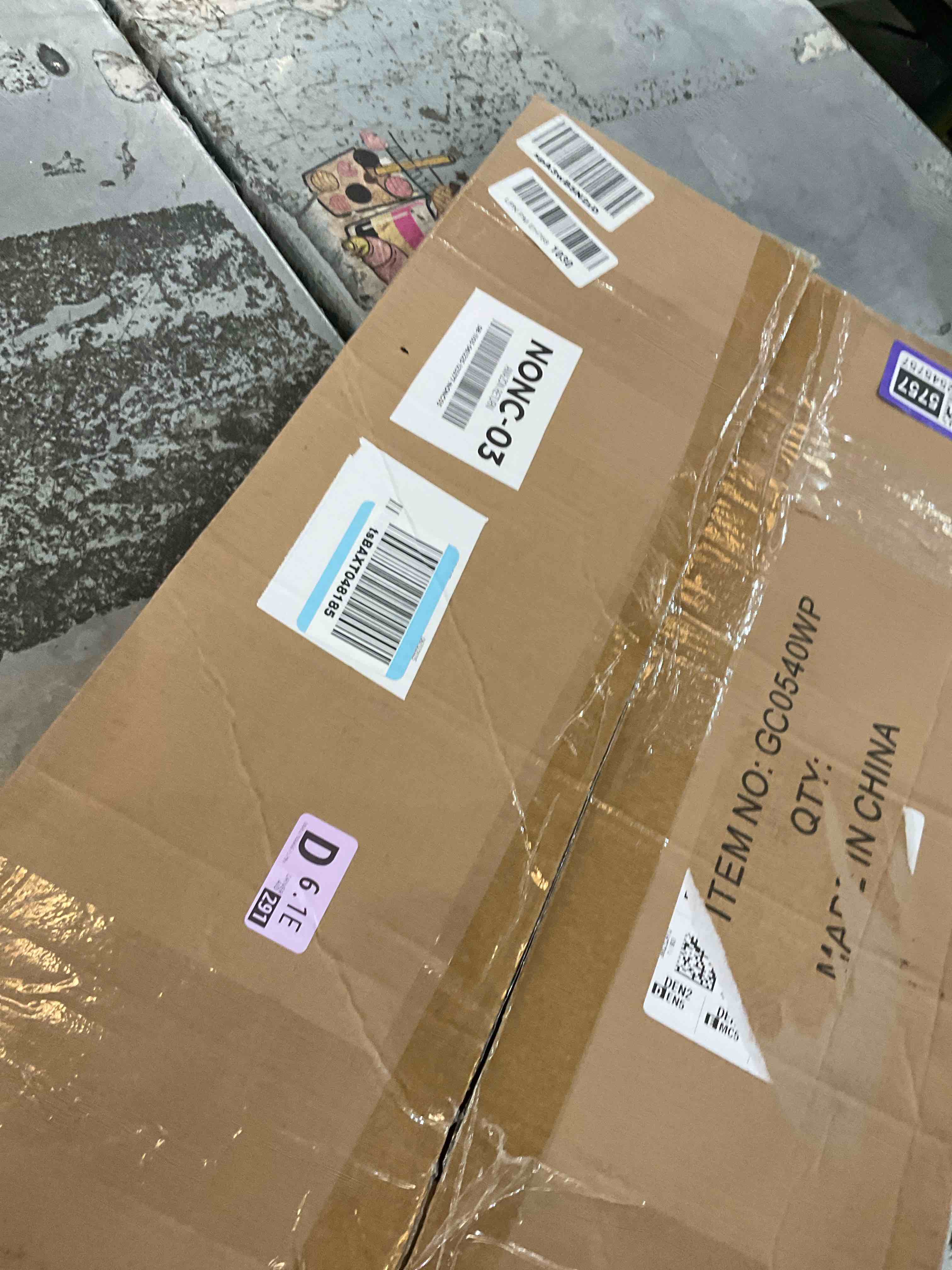 https://s3.amazonaws.com/lotting-images-prod/bidfta/PPE2545757_1751997431486.jpeg