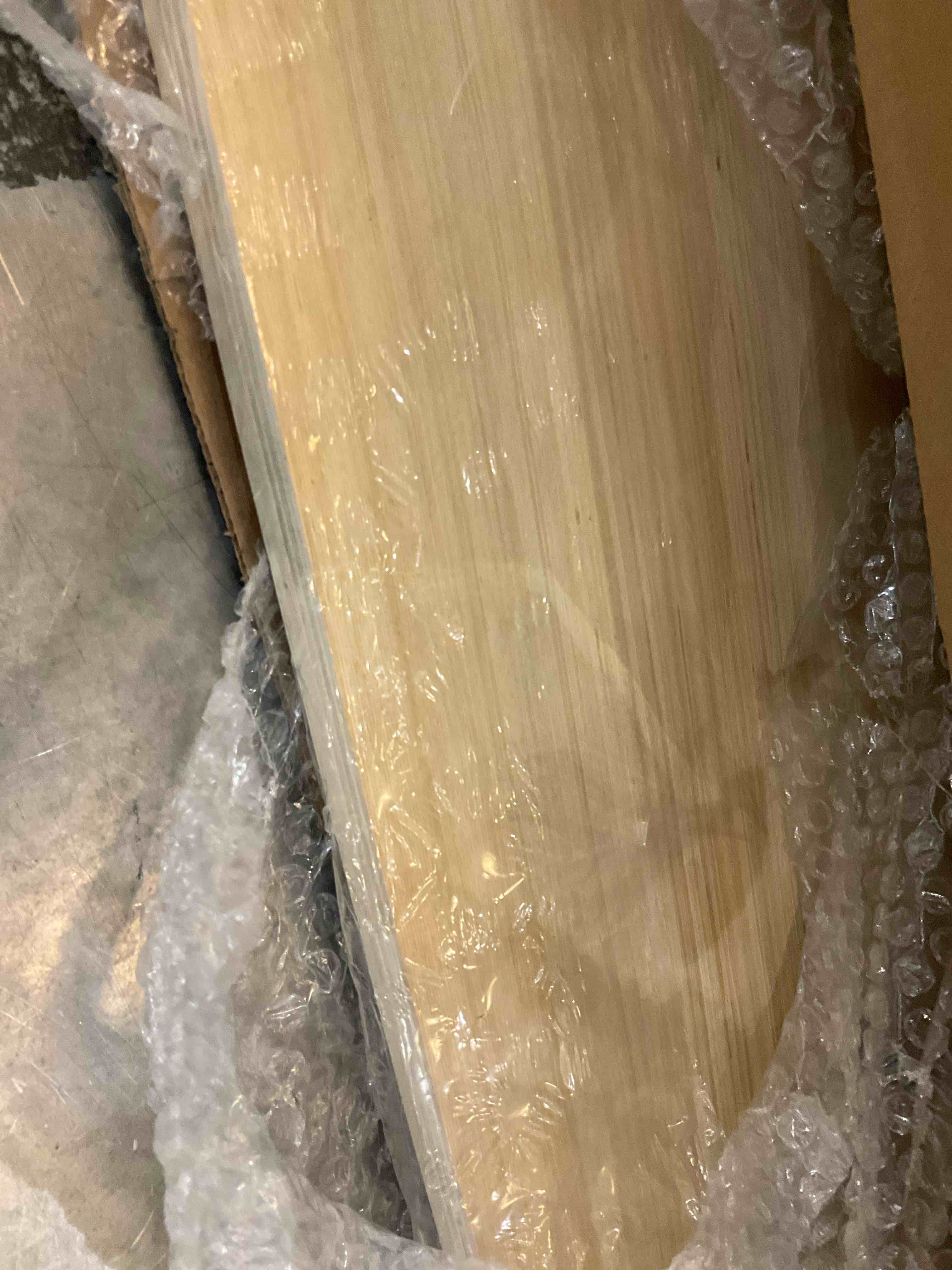 https://s3.amazonaws.com/lotting-images-prod/bidfta/PPE2545772_1752000221778.jpeg