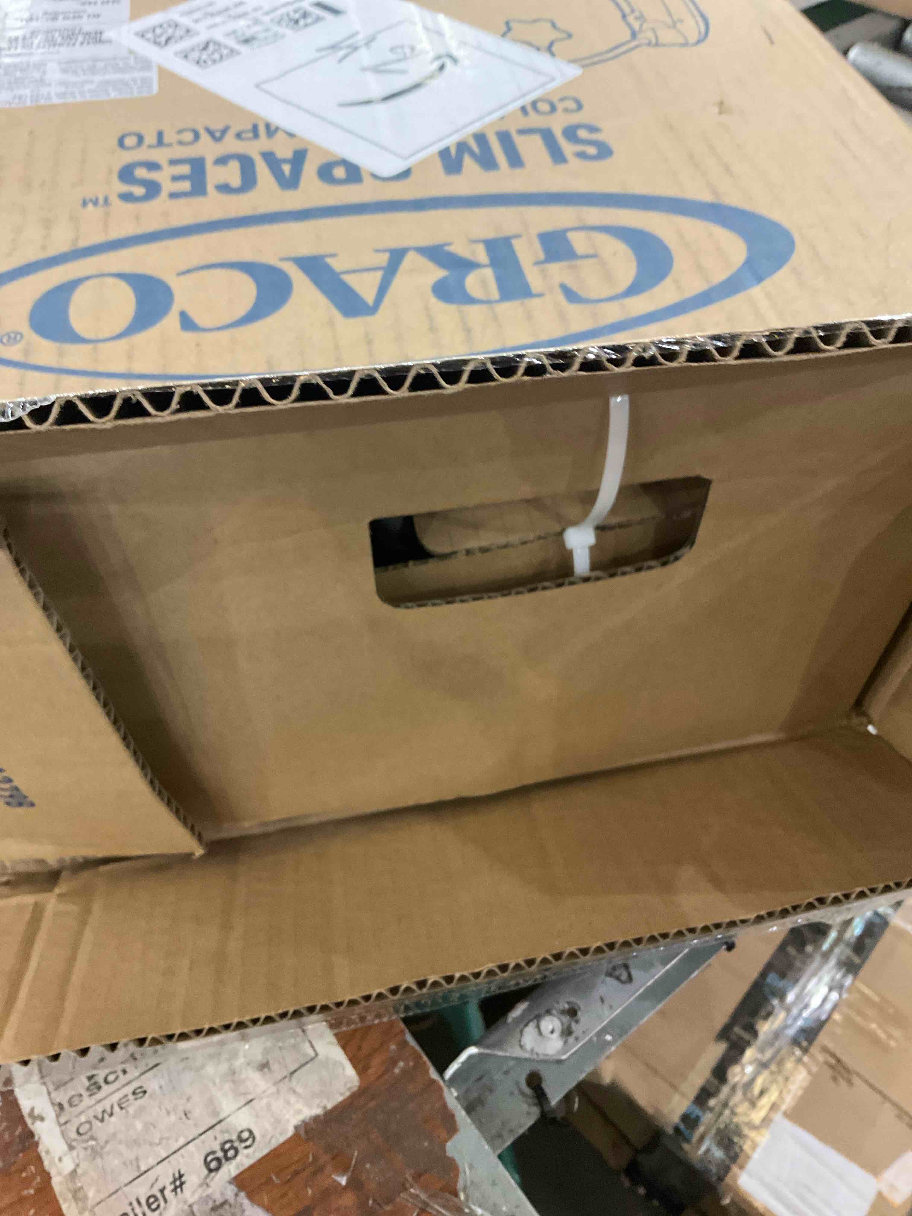 https://s3.amazonaws.com/lotting-images-prod/bidfta/PPE2546022_1752069889519.jpeg