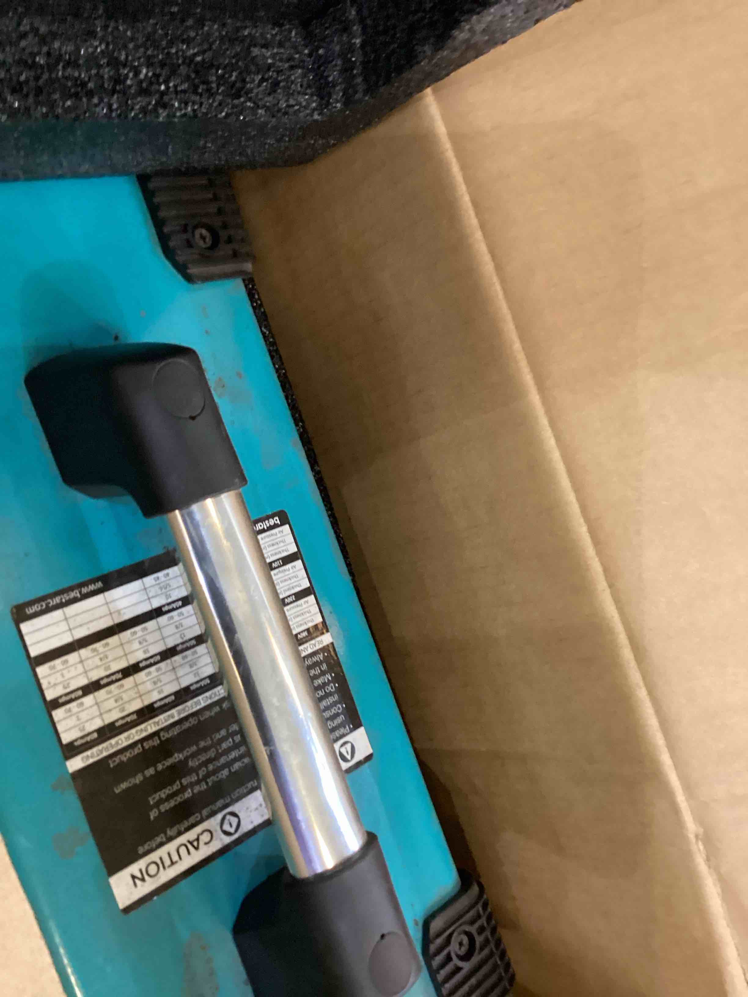 https://s3.amazonaws.com/lotting-images-prod/bidfta/PPE2546085_1752087095623.jpeg