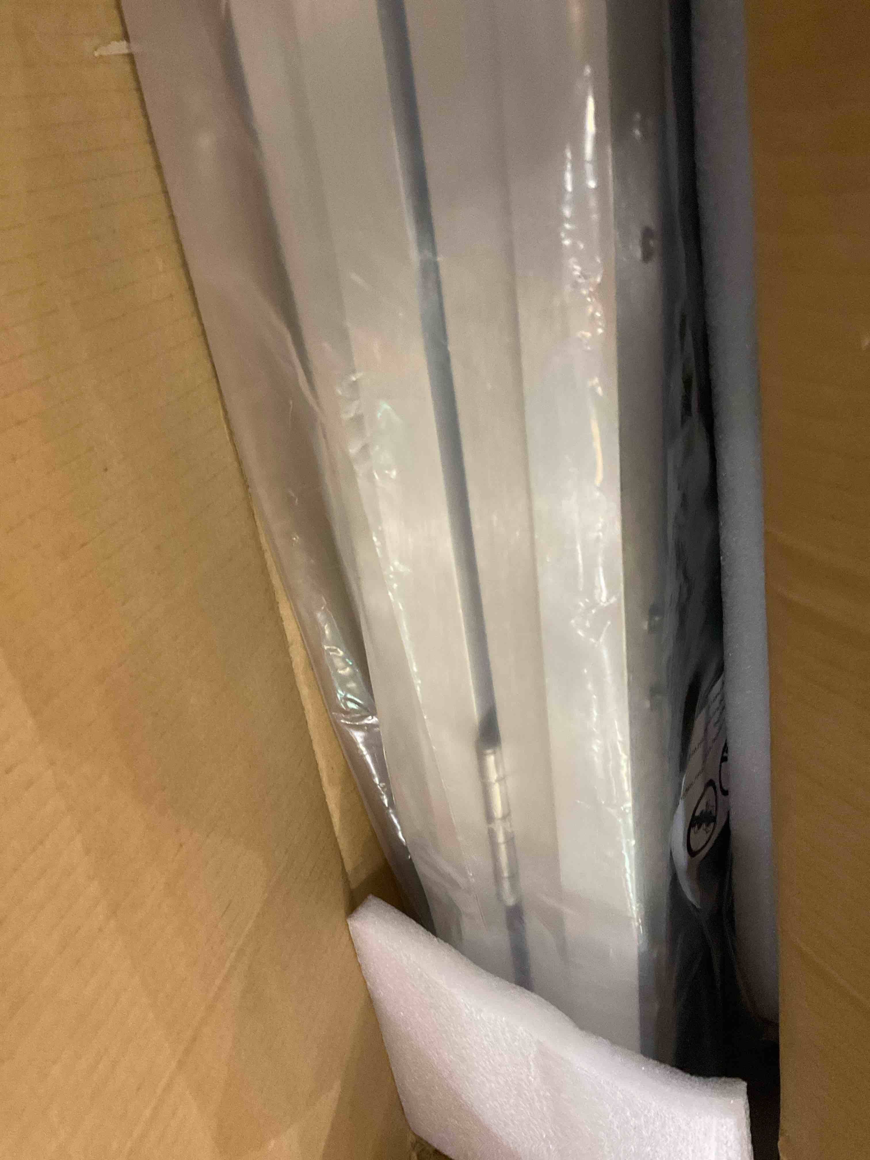 https://s3.amazonaws.com/lotting-images-prod/bidfta/PPE2546106_1752074857019.jpeg