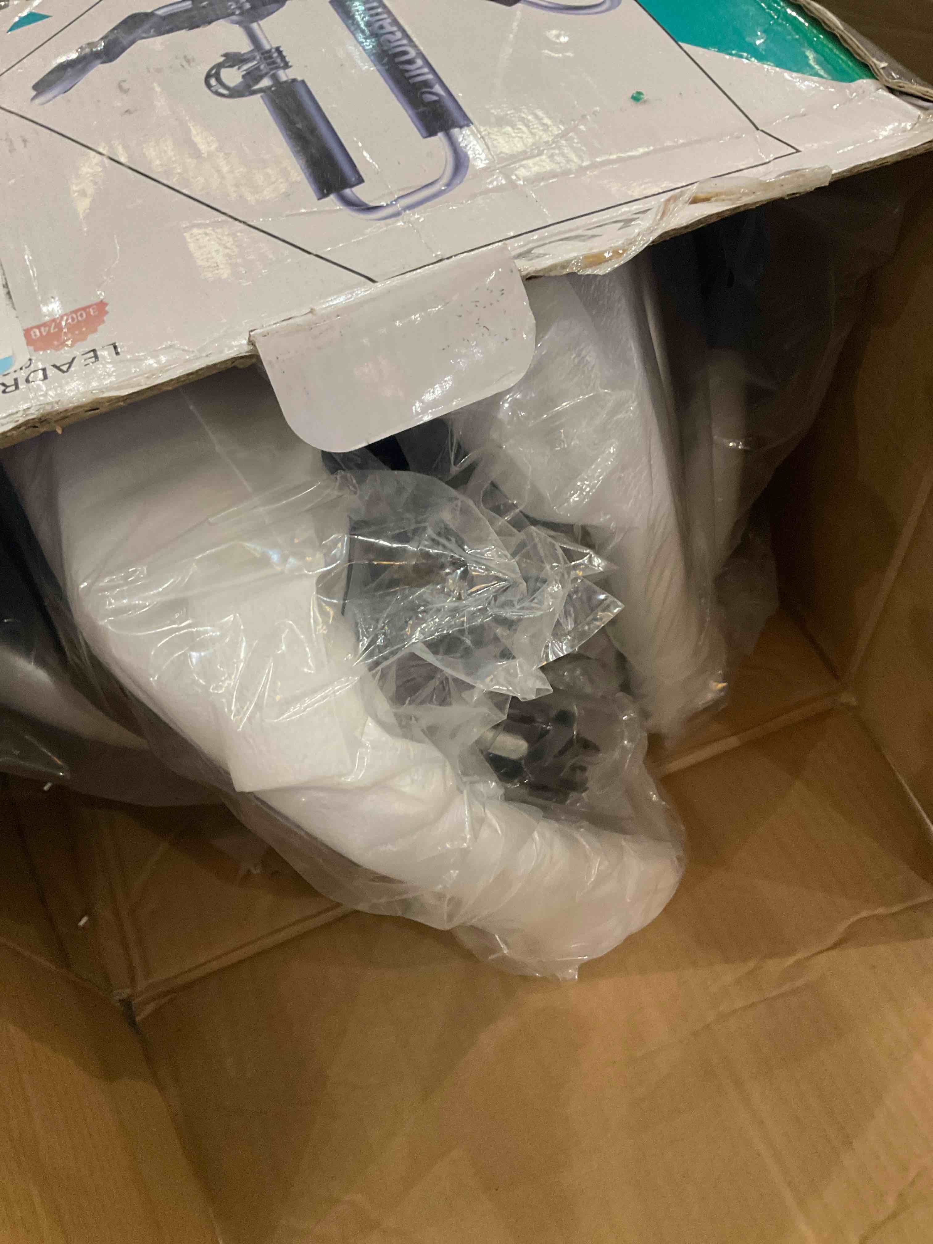 https://s3.amazonaws.com/lotting-images-prod/bidfta/PPE2546128_1752075662000.jpeg