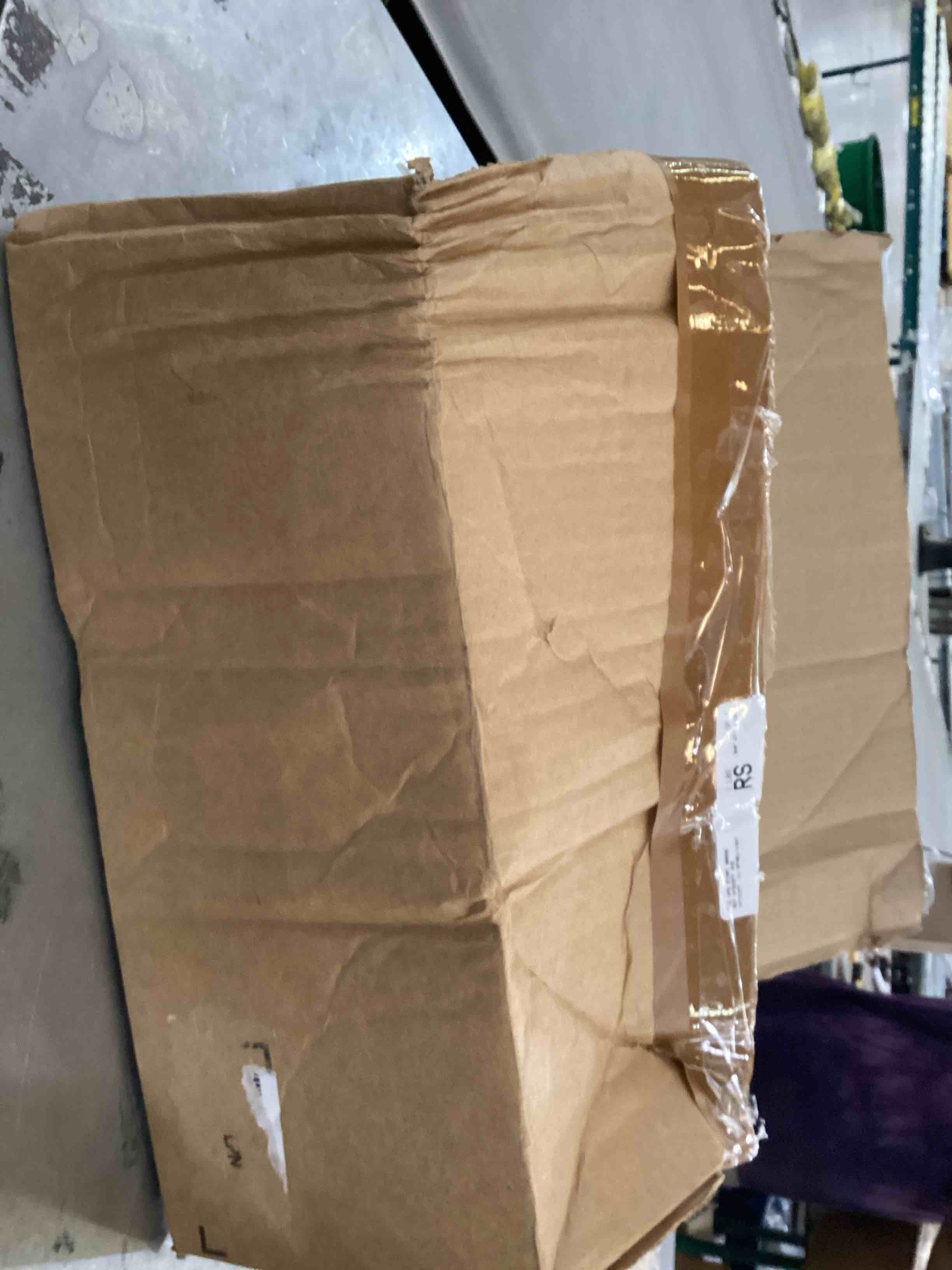 https://s3.amazonaws.com/lotting-images-prod/bidfta/PPE2546231_1752087835685.jpeg