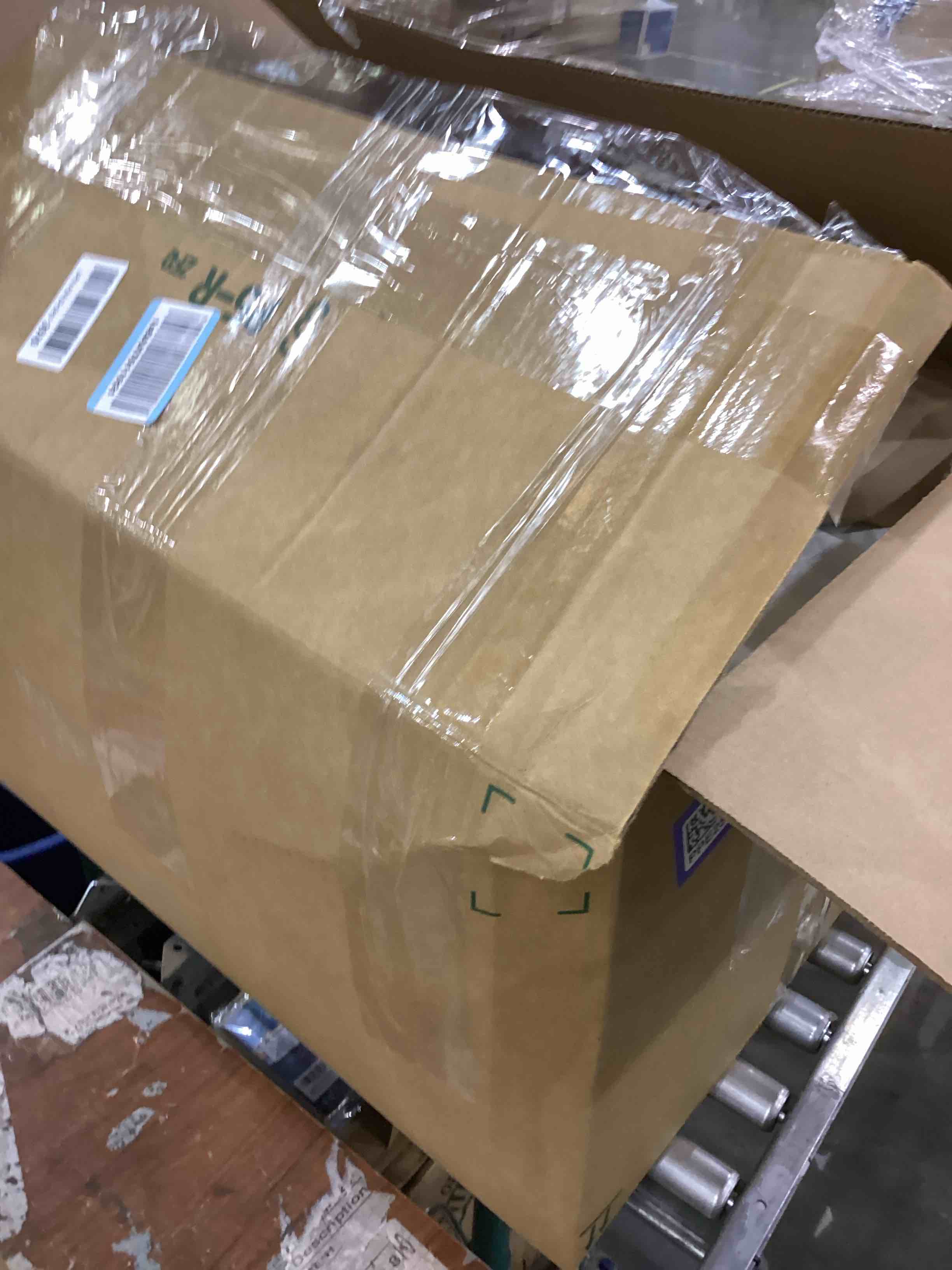 https://s3.amazonaws.com/lotting-images-prod/bidfta/PPE2546557_1752255105407.jpeg