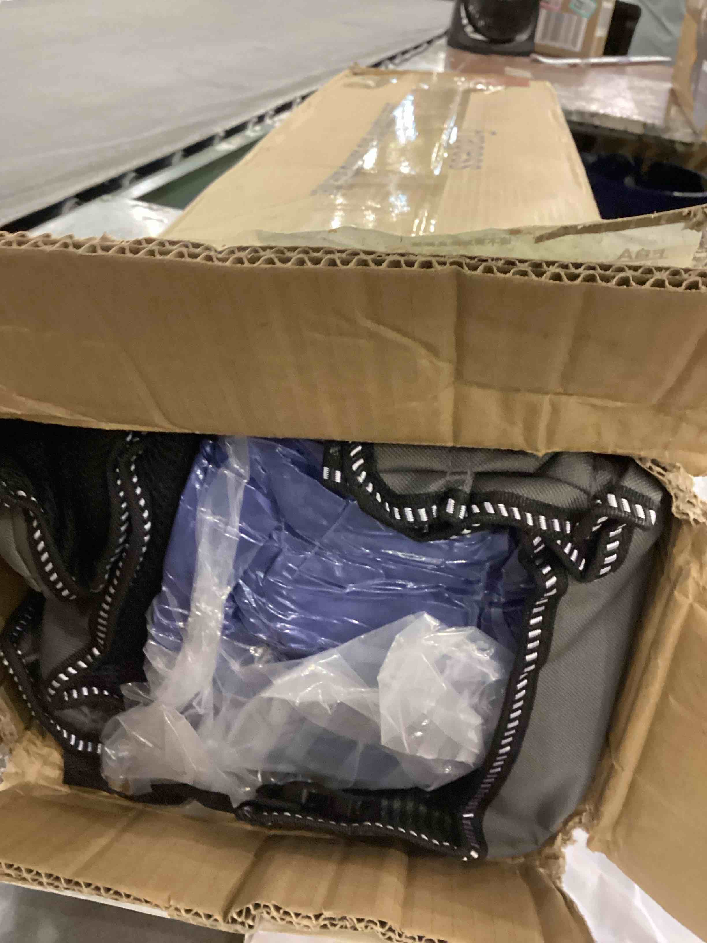https://s3.amazonaws.com/lotting-images-prod/bidfta/PPE2546776_1752674256359.jpeg