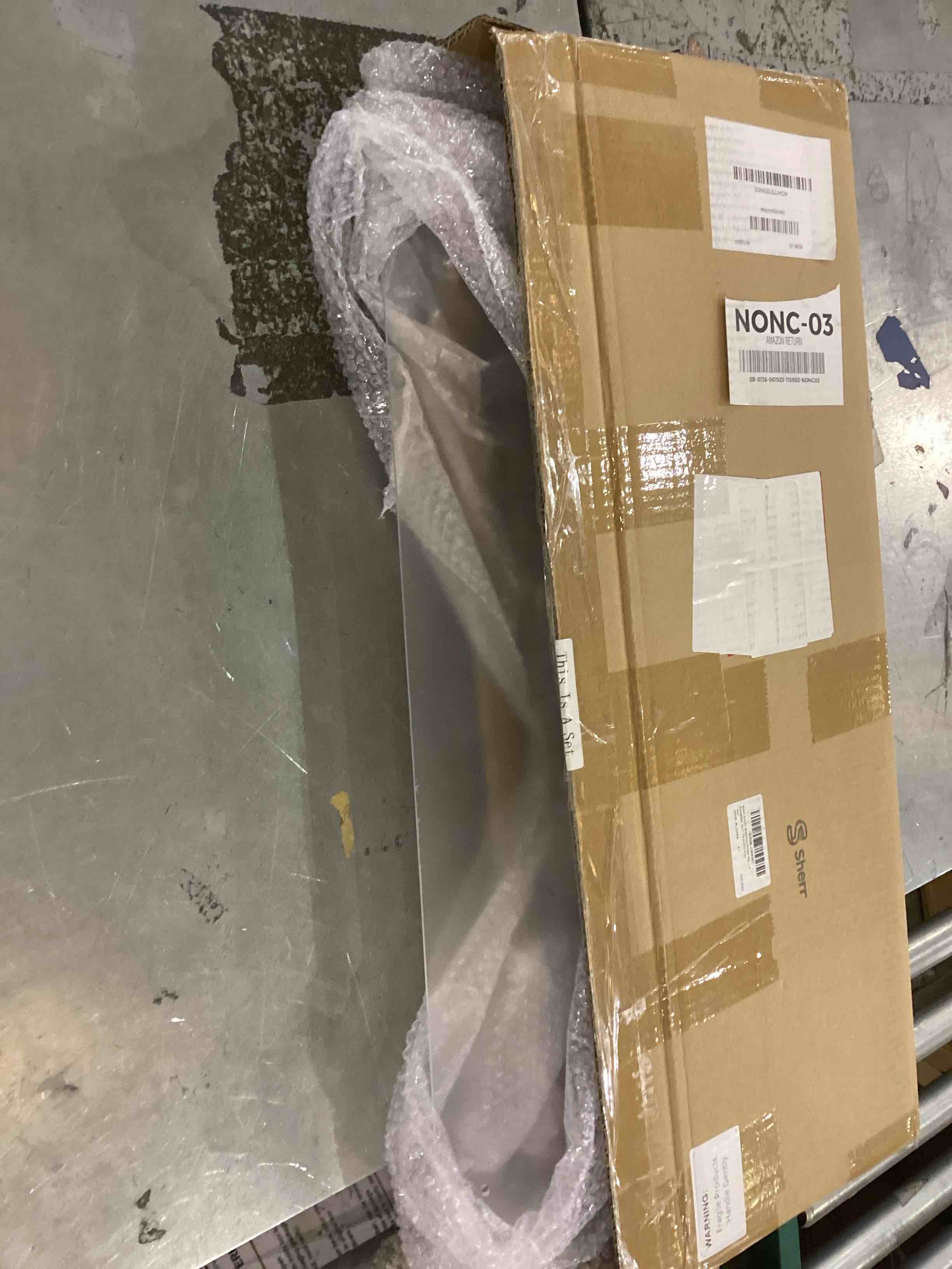 https://s3.amazonaws.com/lotting-images-prod/bidfta/PPE2546794_1752674449950.jpeg