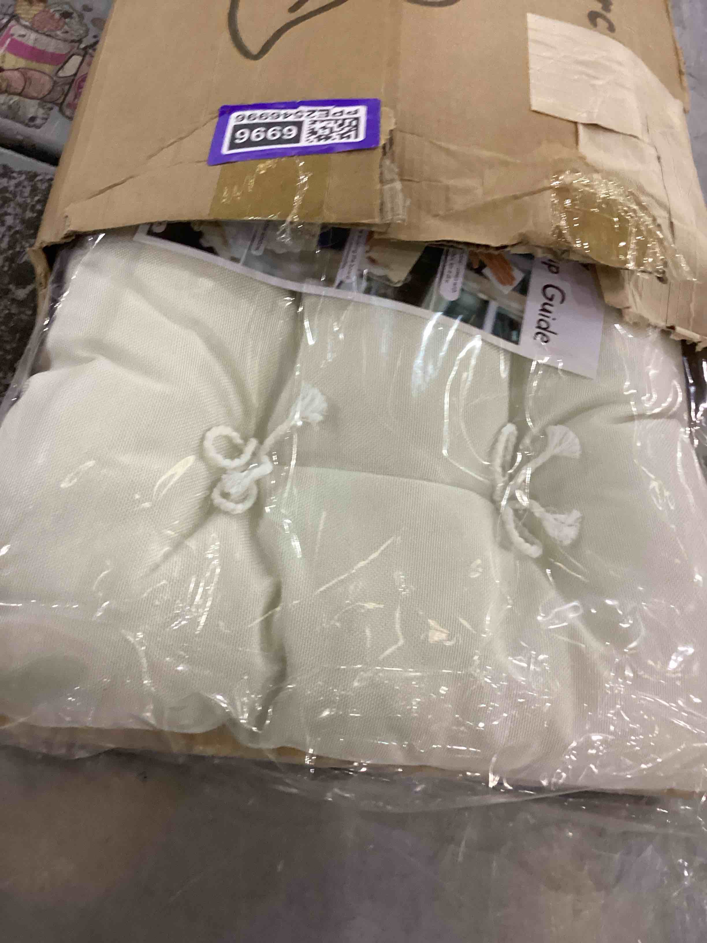 https://s3.amazonaws.com/lotting-images-prod/bidfta/PPE2546996_1752680390554.jpeg