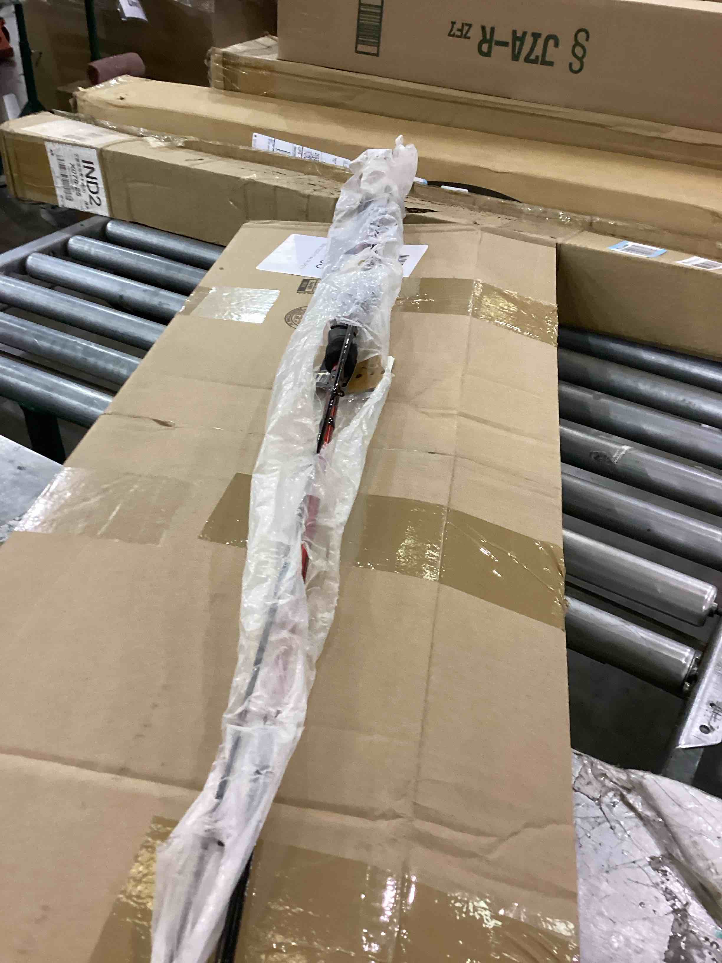 https://s3.amazonaws.com/lotting-images-prod/bidfta/PPE2547066_1752680381885.jpeg