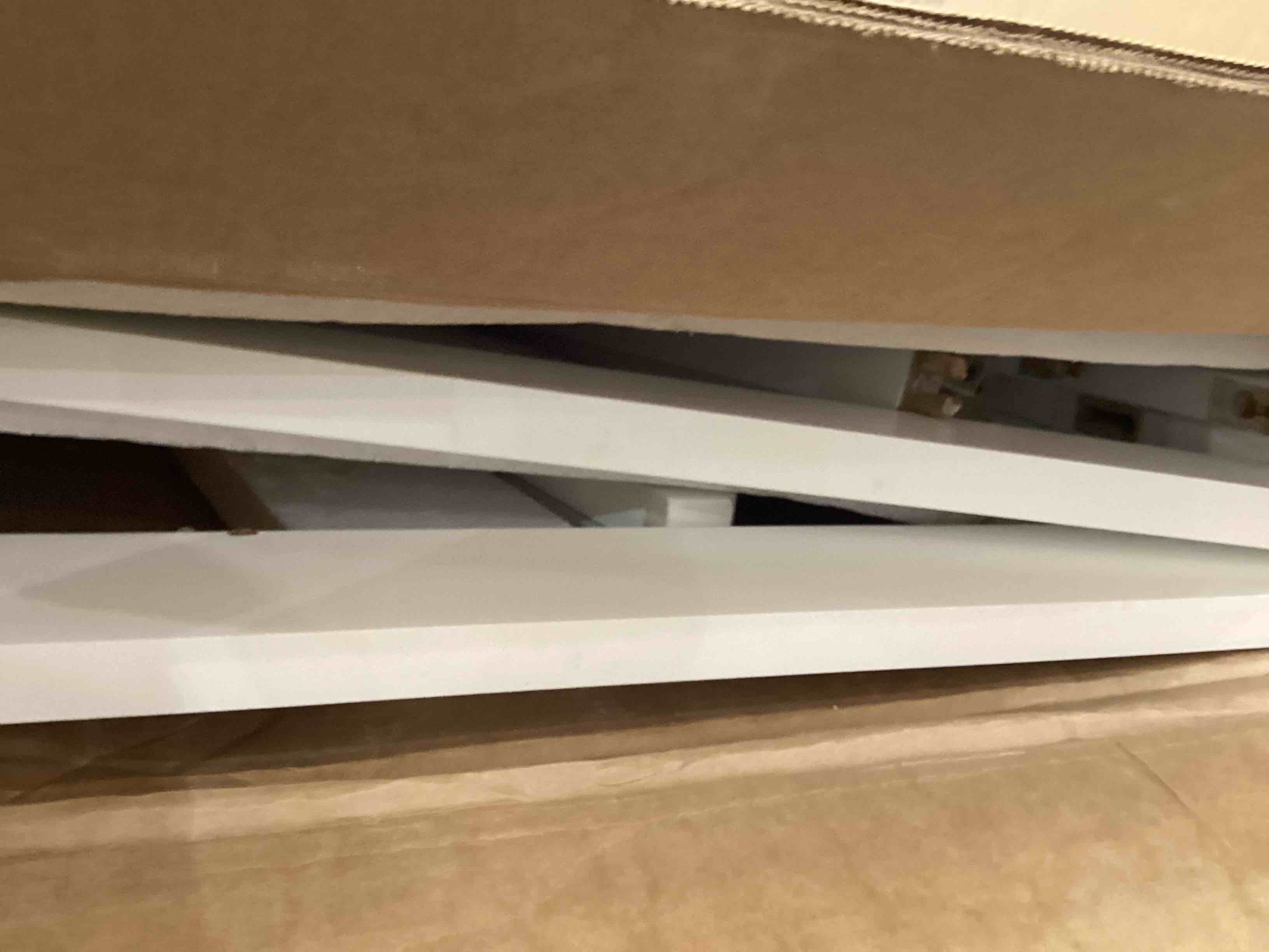 https://s3.amazonaws.com/lotting-images-prod/bidfta/PPE2547100_1752684921830.jpeg