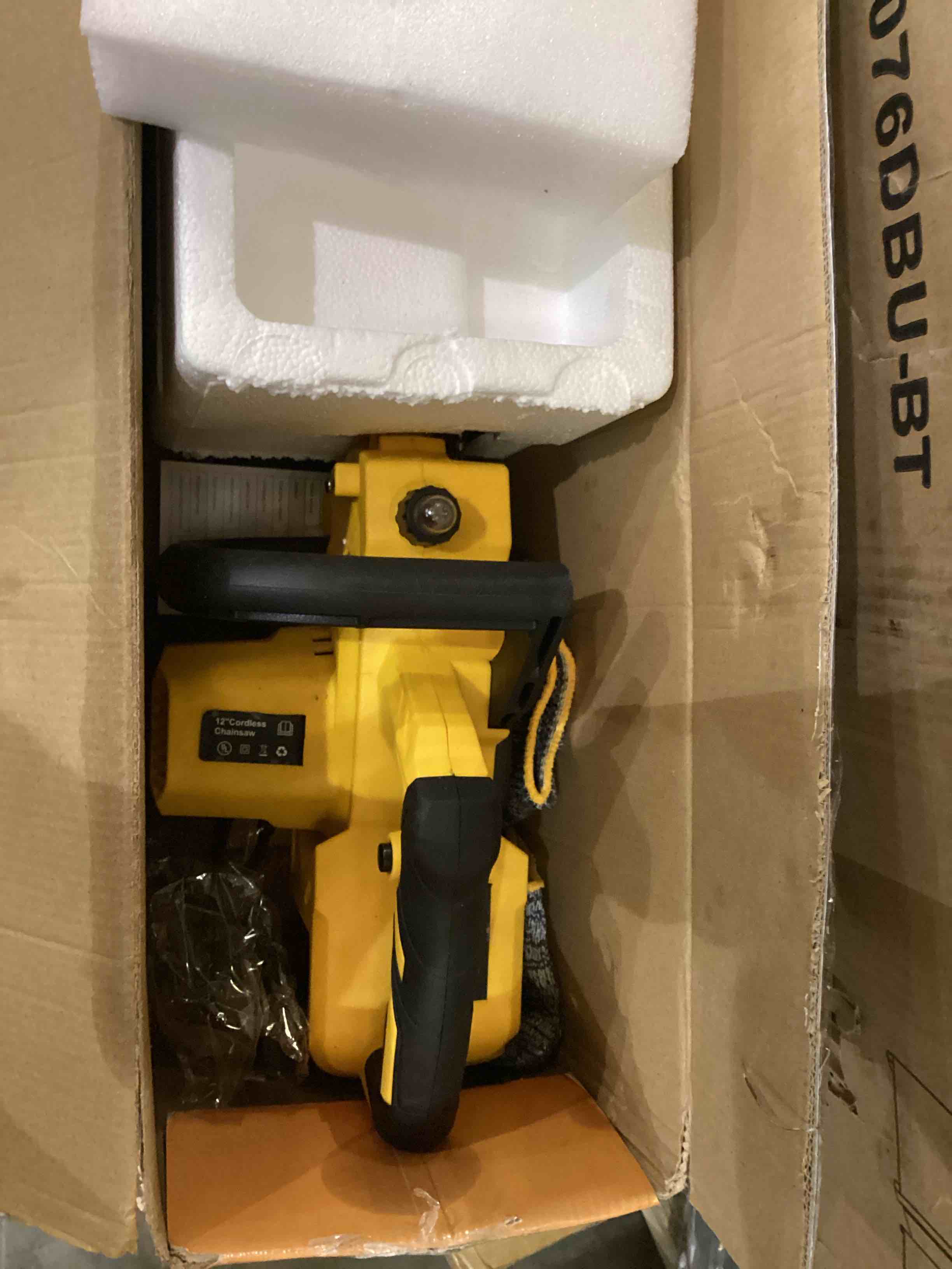 https://s3.amazonaws.com/lotting-images-prod/bidfta/PPE2547102_1753797135199.jpeg