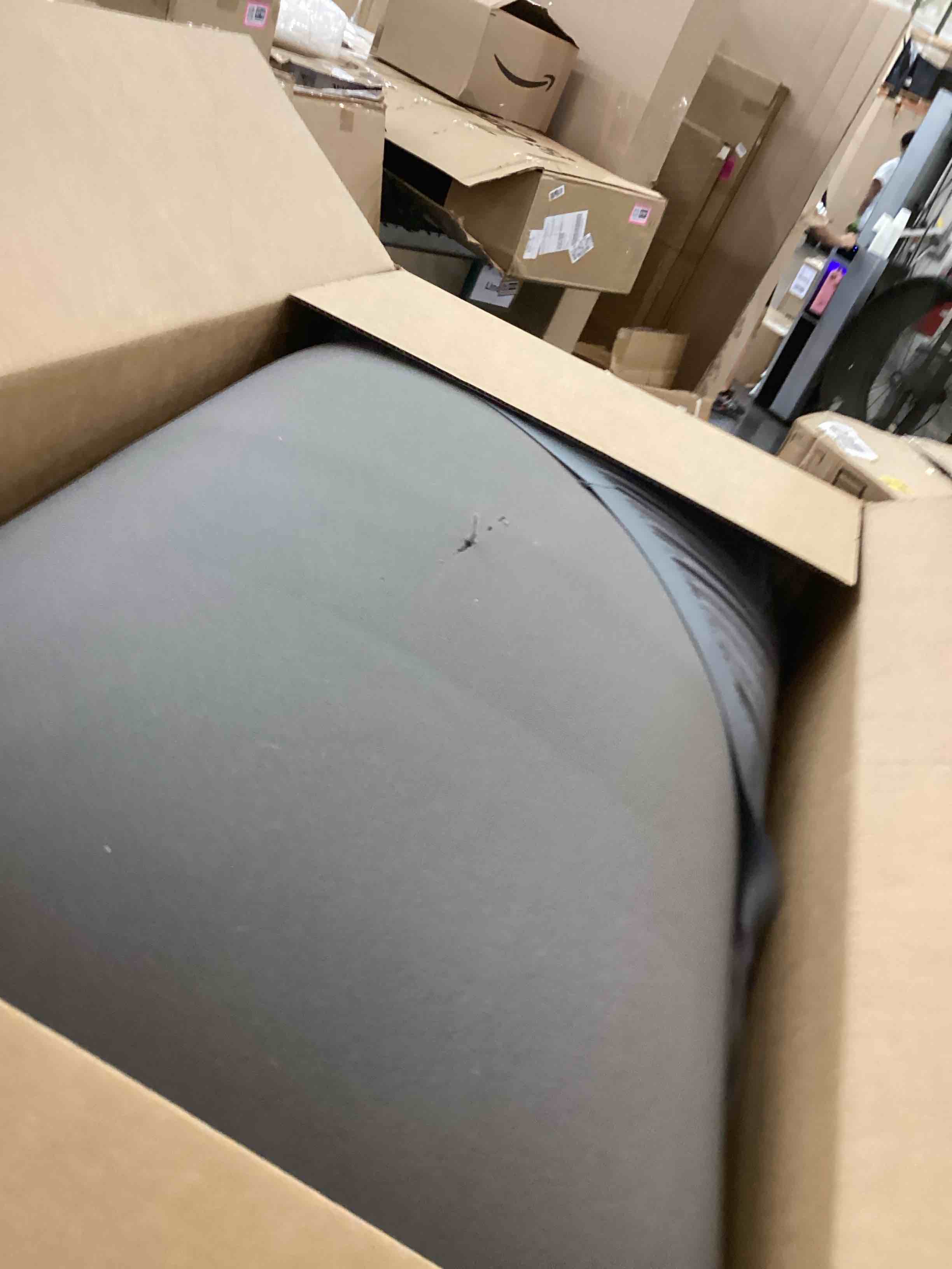 https://s3.amazonaws.com/lotting-images-prod/bidfta/PPE2547153_1752687805536.jpeg