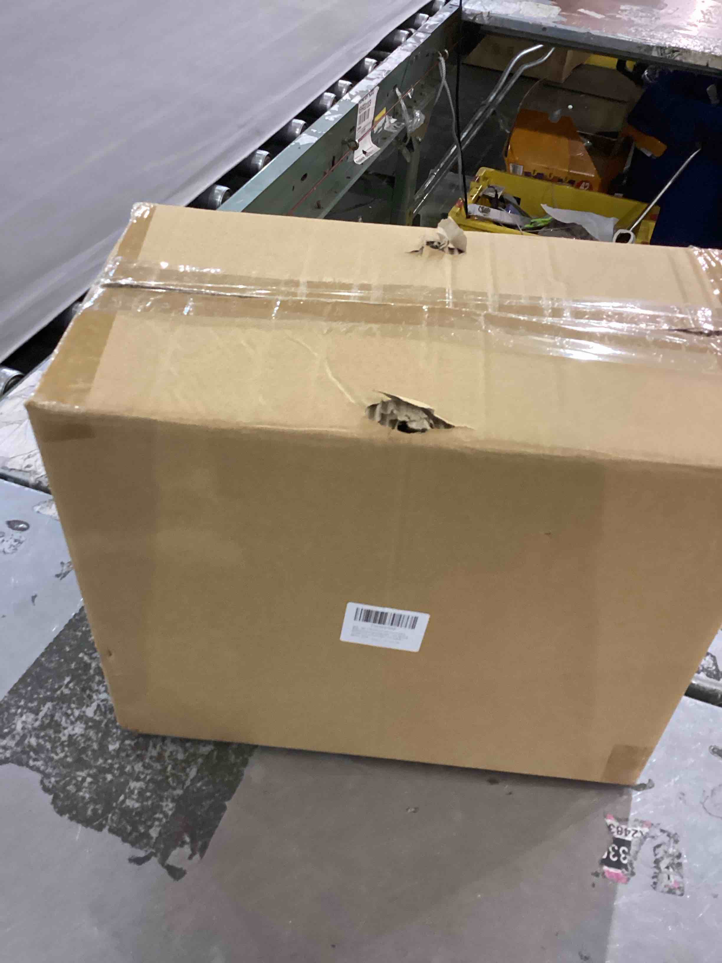 https://s3.amazonaws.com/lotting-images-prod/bidfta/PPE2547308_1752751322822.jpeg
