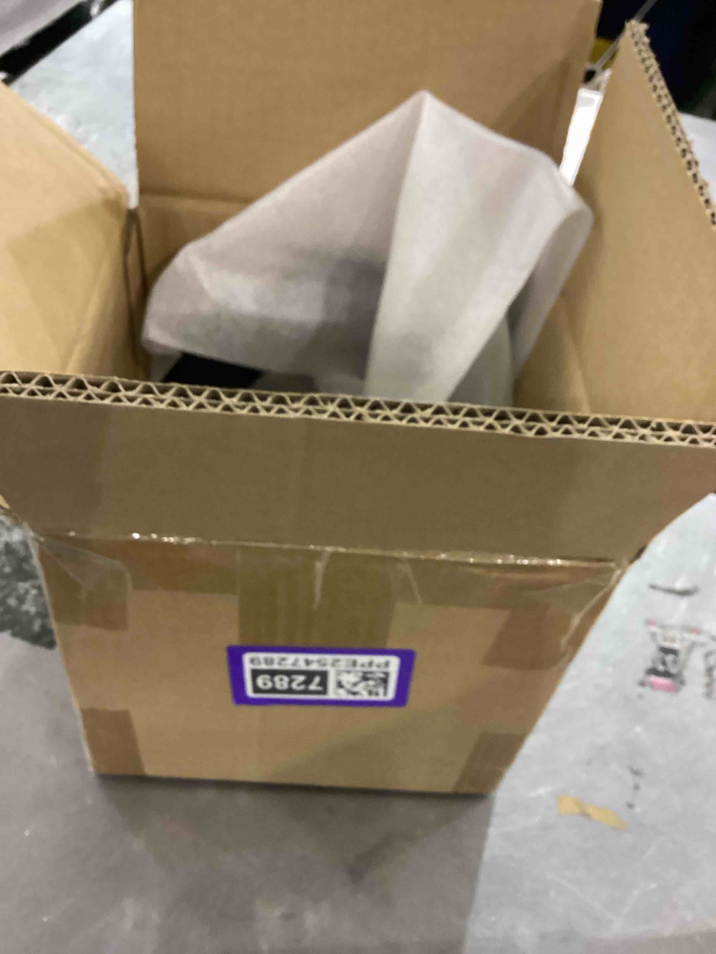 https://s3.amazonaws.com/lotting-images-prod/bidfta/PPE2547310_1752751025779.jpeg