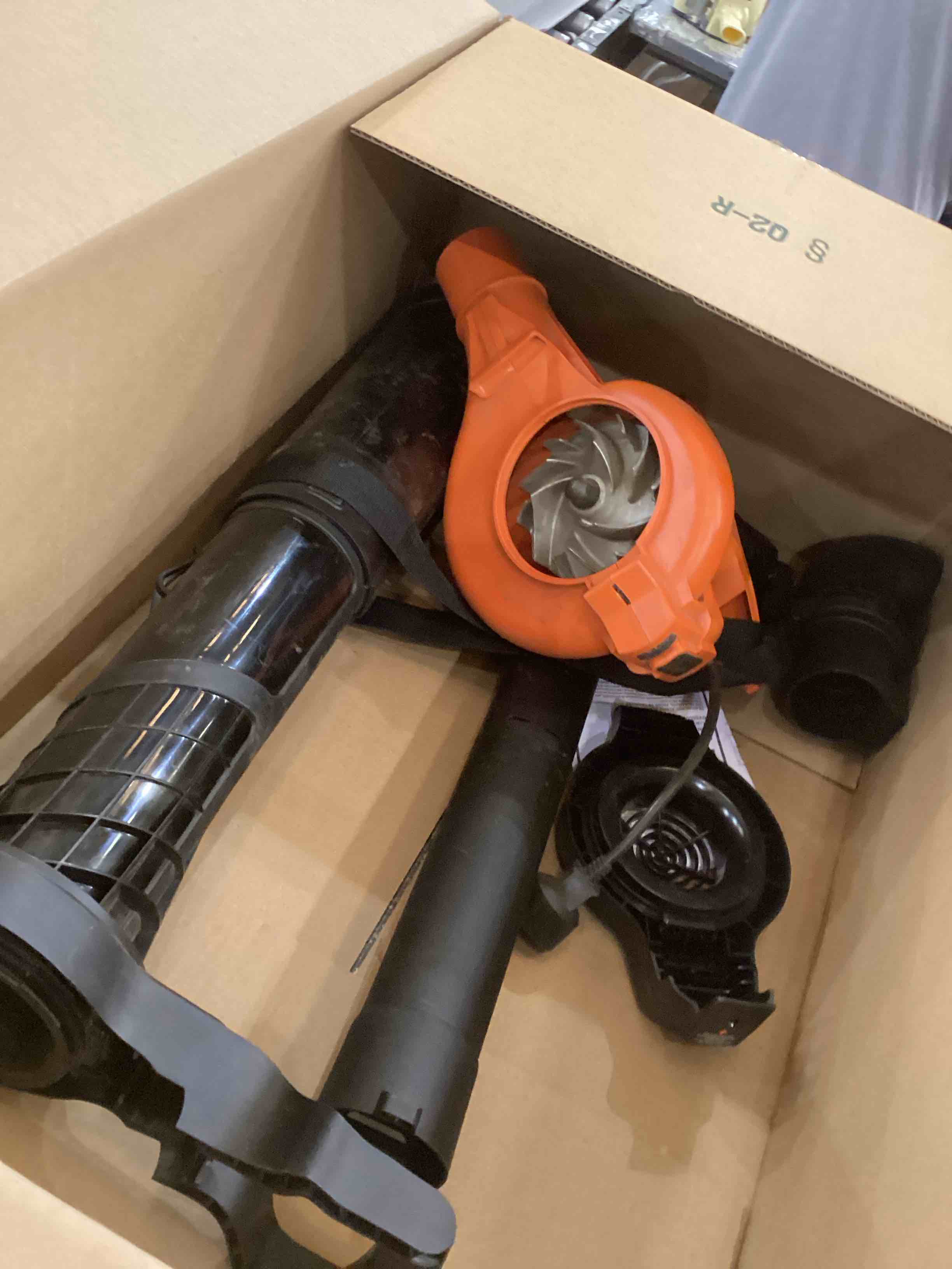 https://s3.amazonaws.com/lotting-images-prod/bidfta/PPE2547633_1752766040070.jpeg