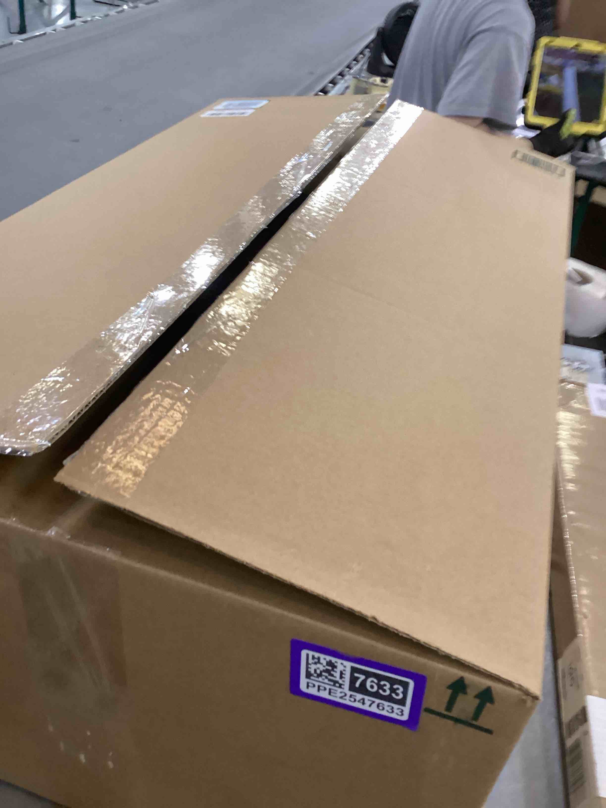 https://s3.amazonaws.com/lotting-images-prod/bidfta/PPE2547633_1752766044846.jpeg