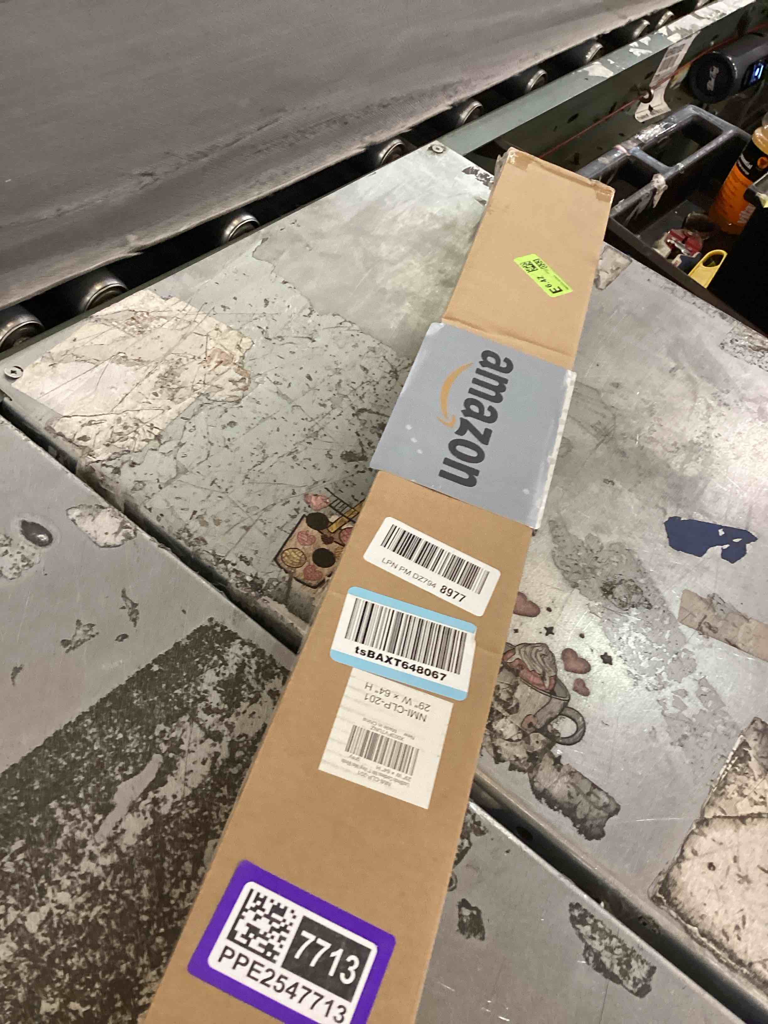 https://s3.amazonaws.com/lotting-images-prod/bidfta/PPE2547713_1752776916378.jpeg