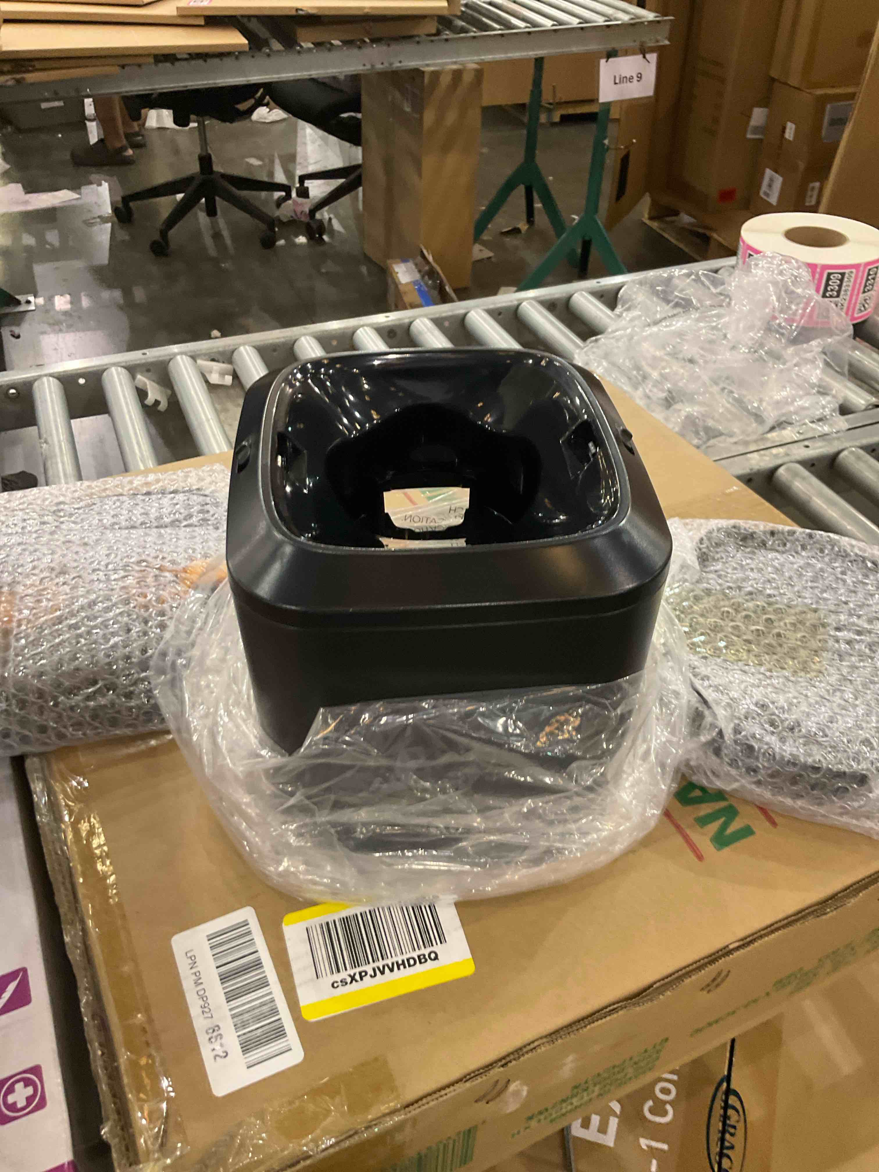 https://s3.amazonaws.com/lotting-images-prod/bidfta/PPE2550779_1754577585908.jpeg