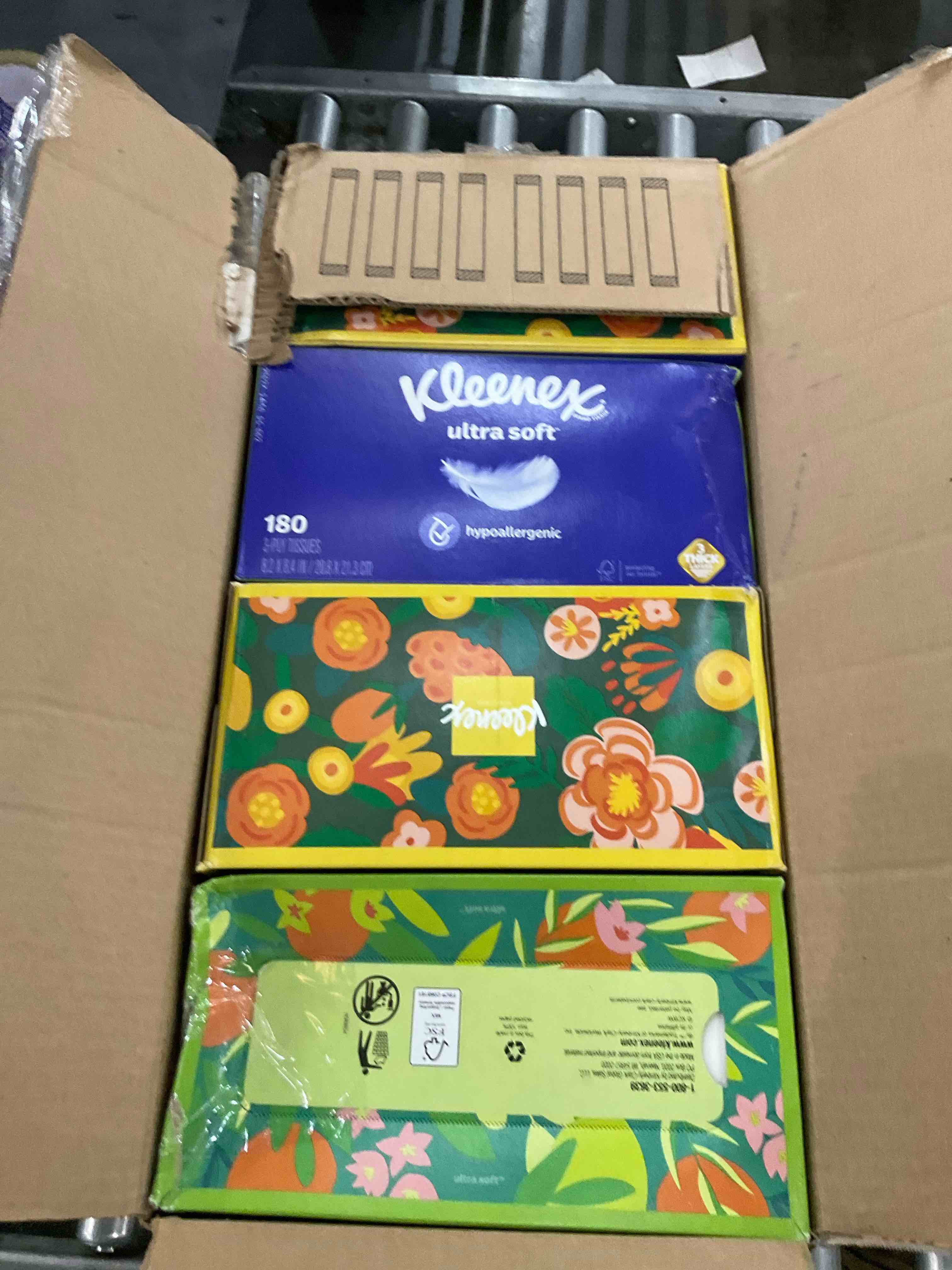 Kleenex Ultra Soft Facial Tissues, 8 Flat Boxes, 180 Tissues per Box, 3-Ply, Packaging May Vary