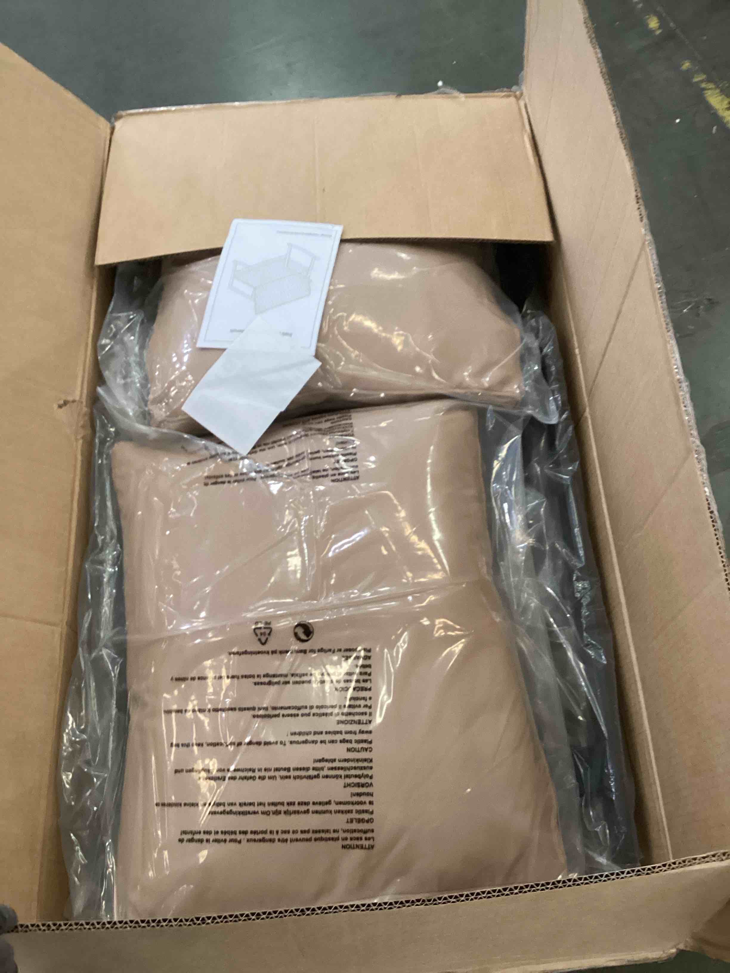https://s3.amazonaws.com/lotting-images-prod/bidfta/PPE2551096_1752675189045.jpeg