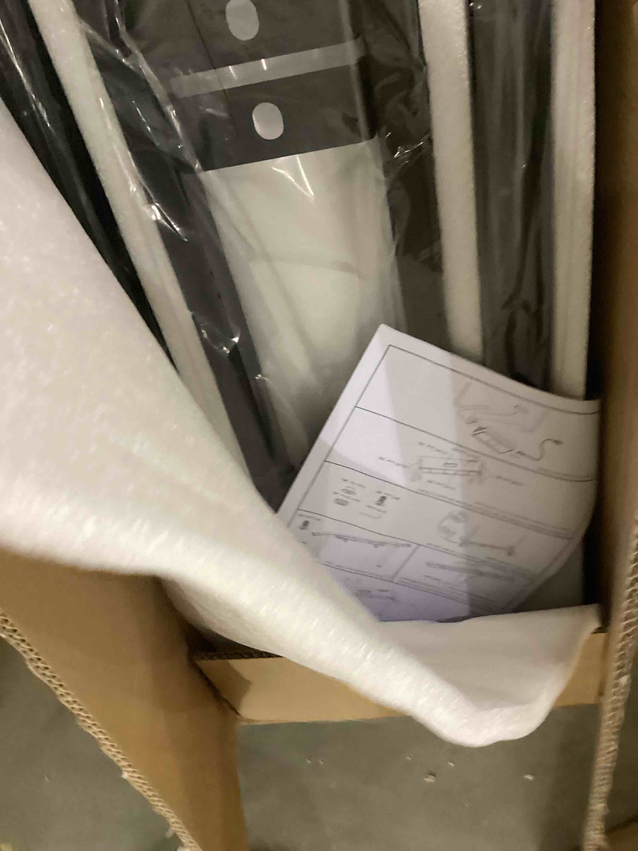 https://s3.amazonaws.com/lotting-images-prod/bidfta/PPE2551280_1752841320984.jpeg