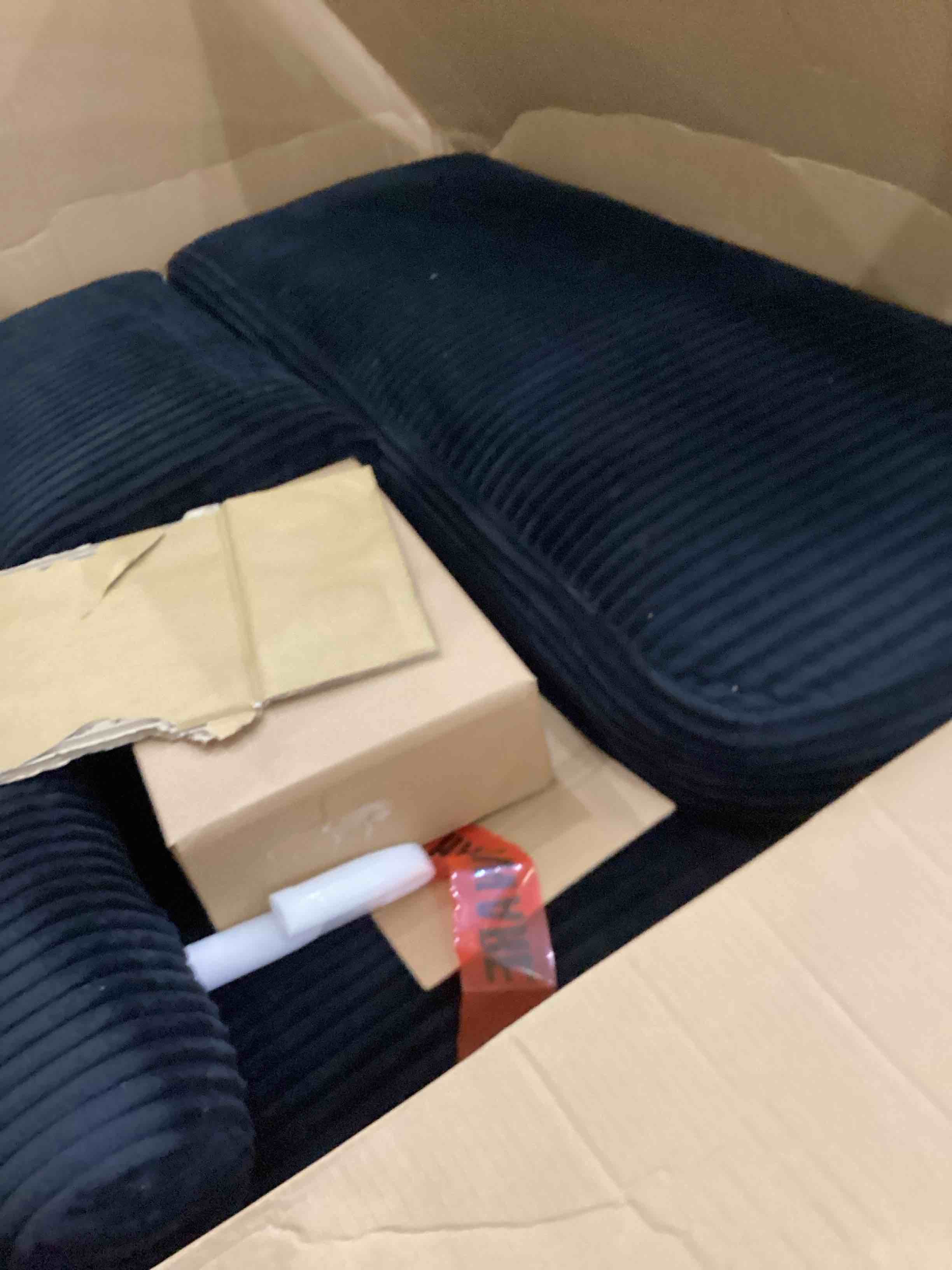 https://s3.amazonaws.com/lotting-images-prod/bidfta/PPE2551285_1752841903330.jpeg