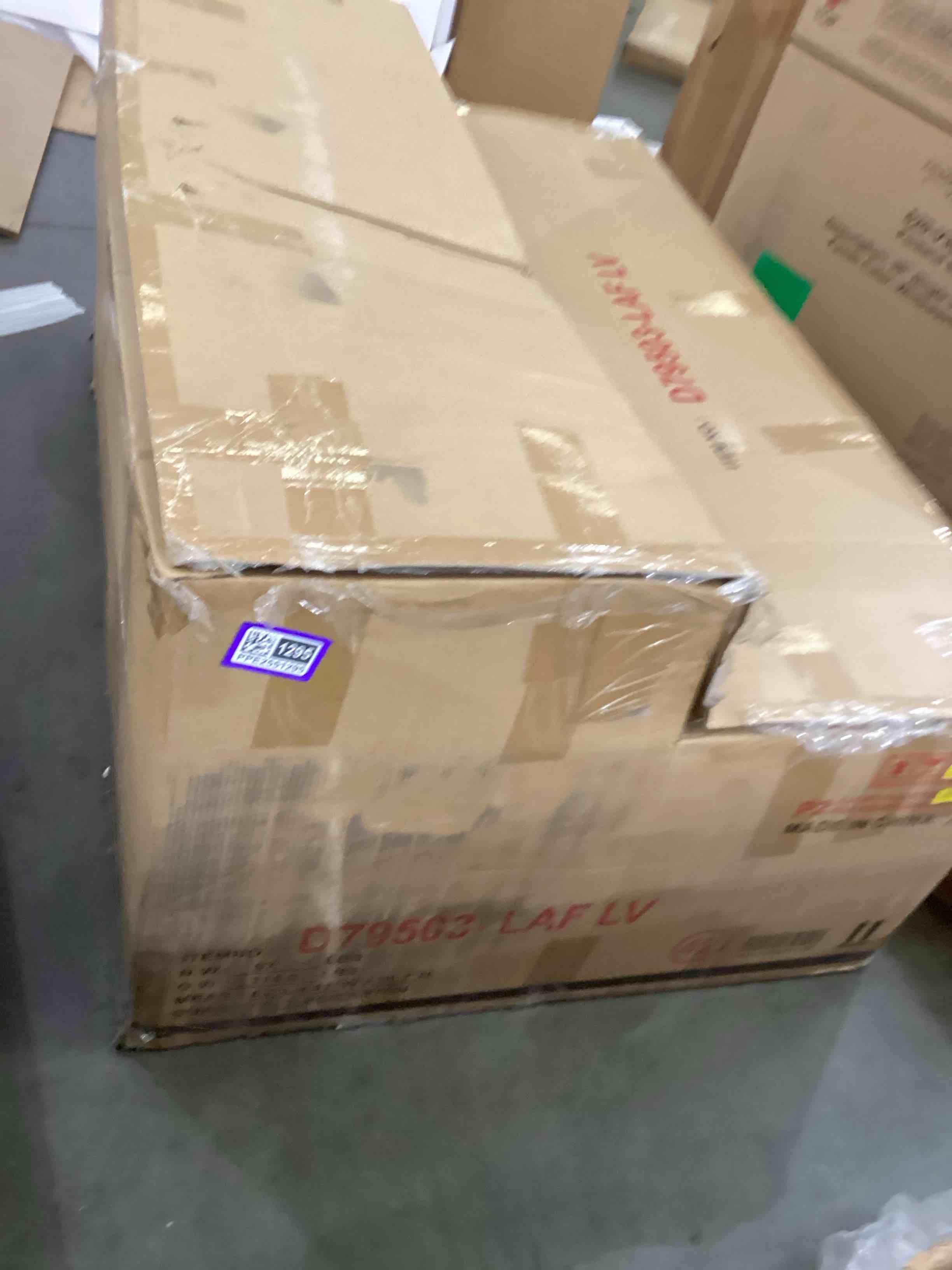 https://s3.amazonaws.com/lotting-images-prod/bidfta/PPE2551295_1752843422508.jpeg