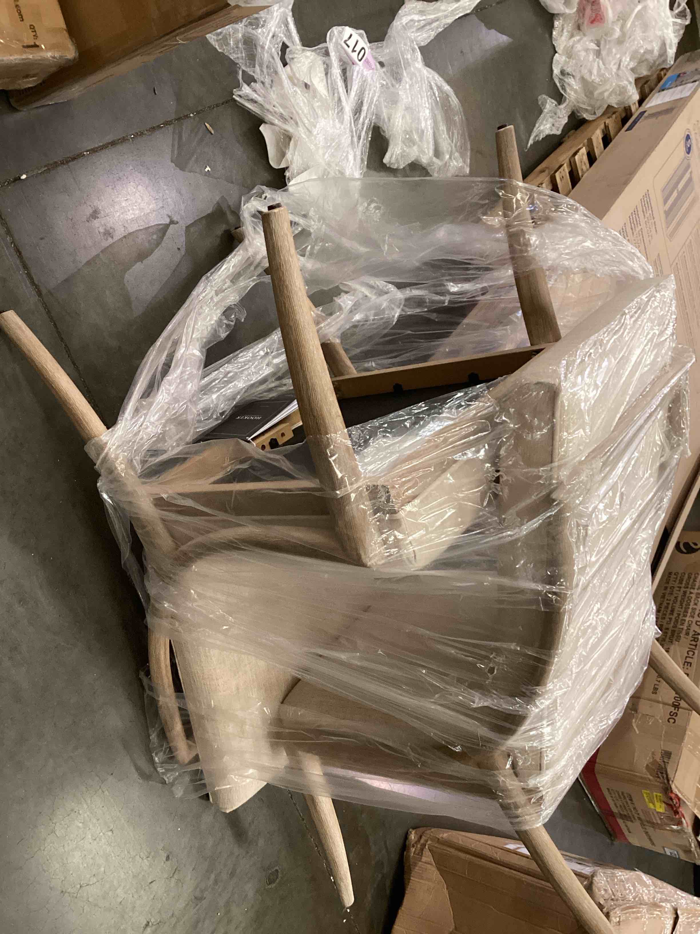 set of 2 armless cushioned chairs 