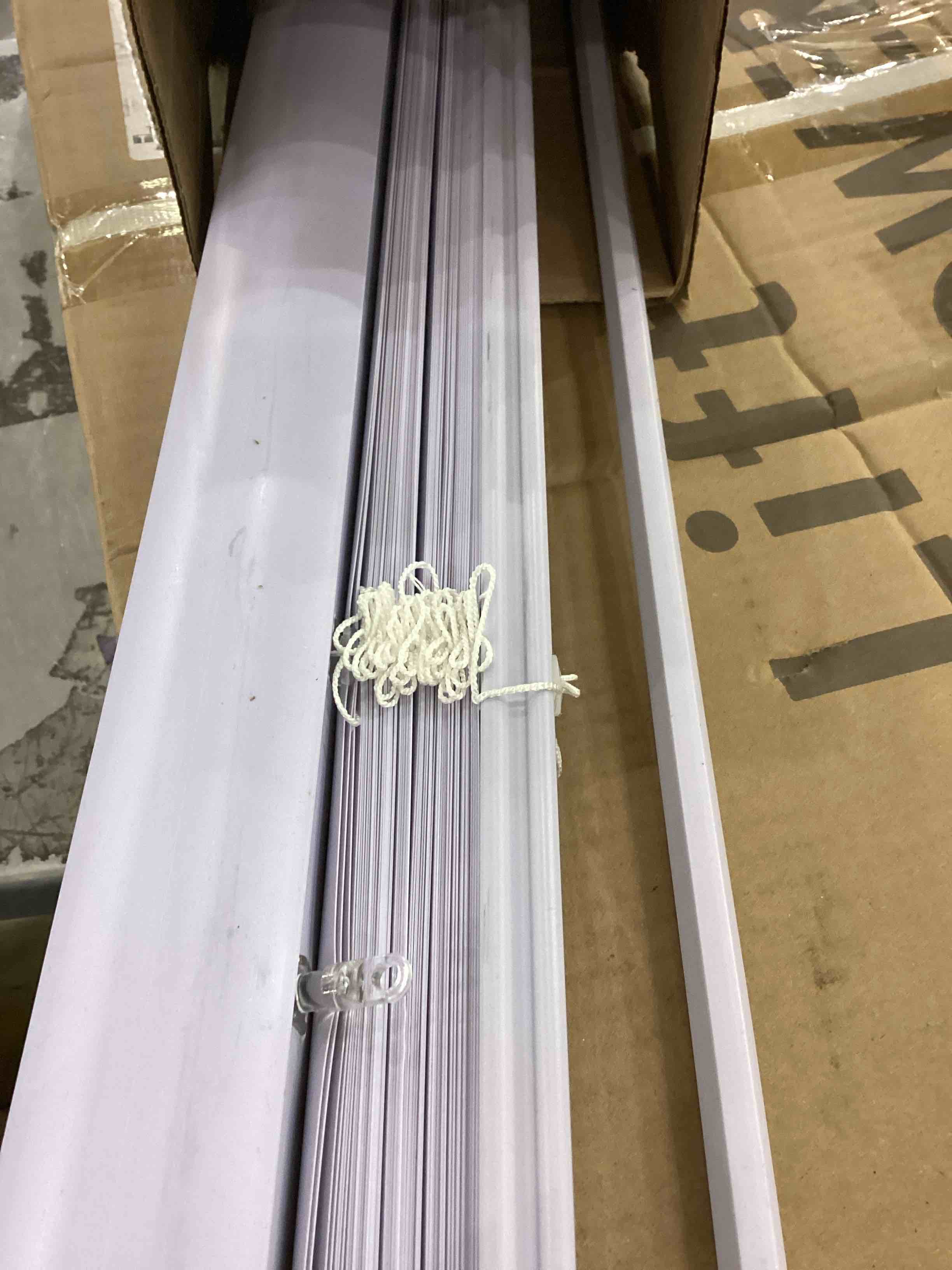 https://s3.amazonaws.com/lotting-images-prod/bidfta/PPE2551439_1752763705872.jpeg