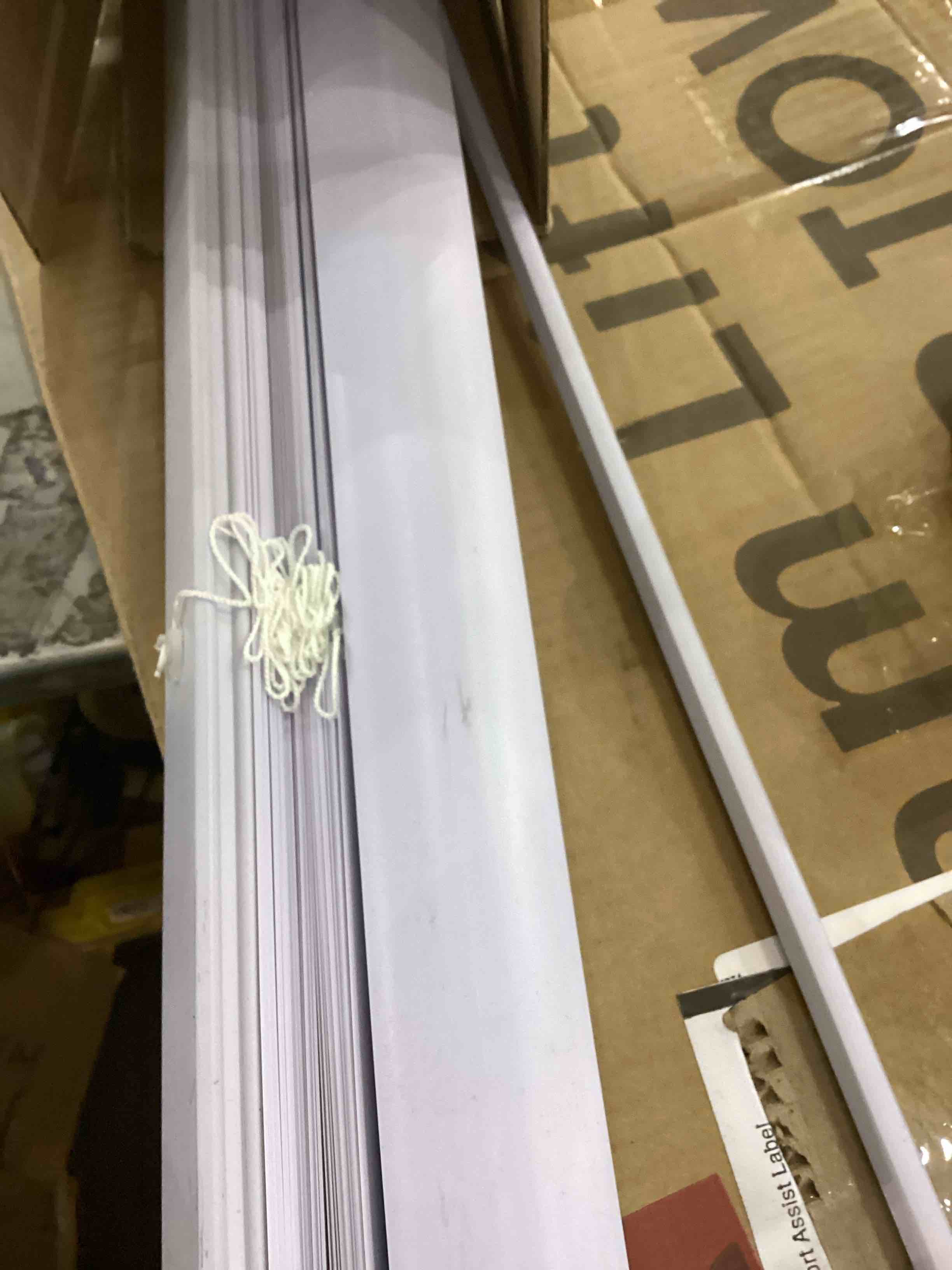 https://s3.amazonaws.com/lotting-images-prod/bidfta/PPE2551440_1752763799902.jpeg