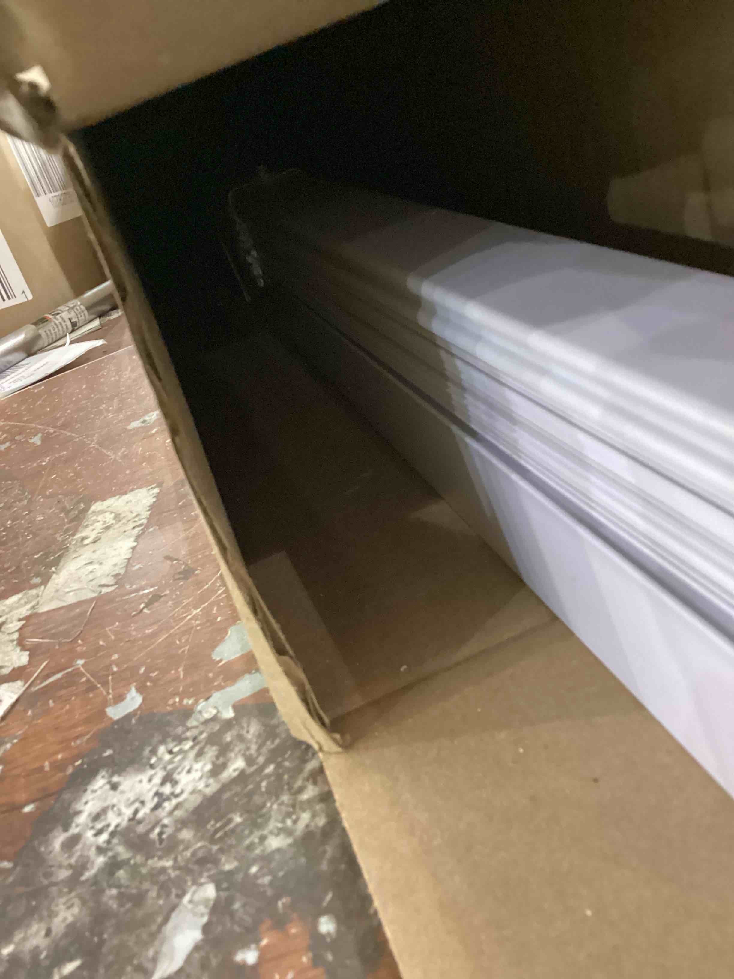 https://s3.amazonaws.com/lotting-images-prod/bidfta/PPE2551447_1752758785958.jpeg