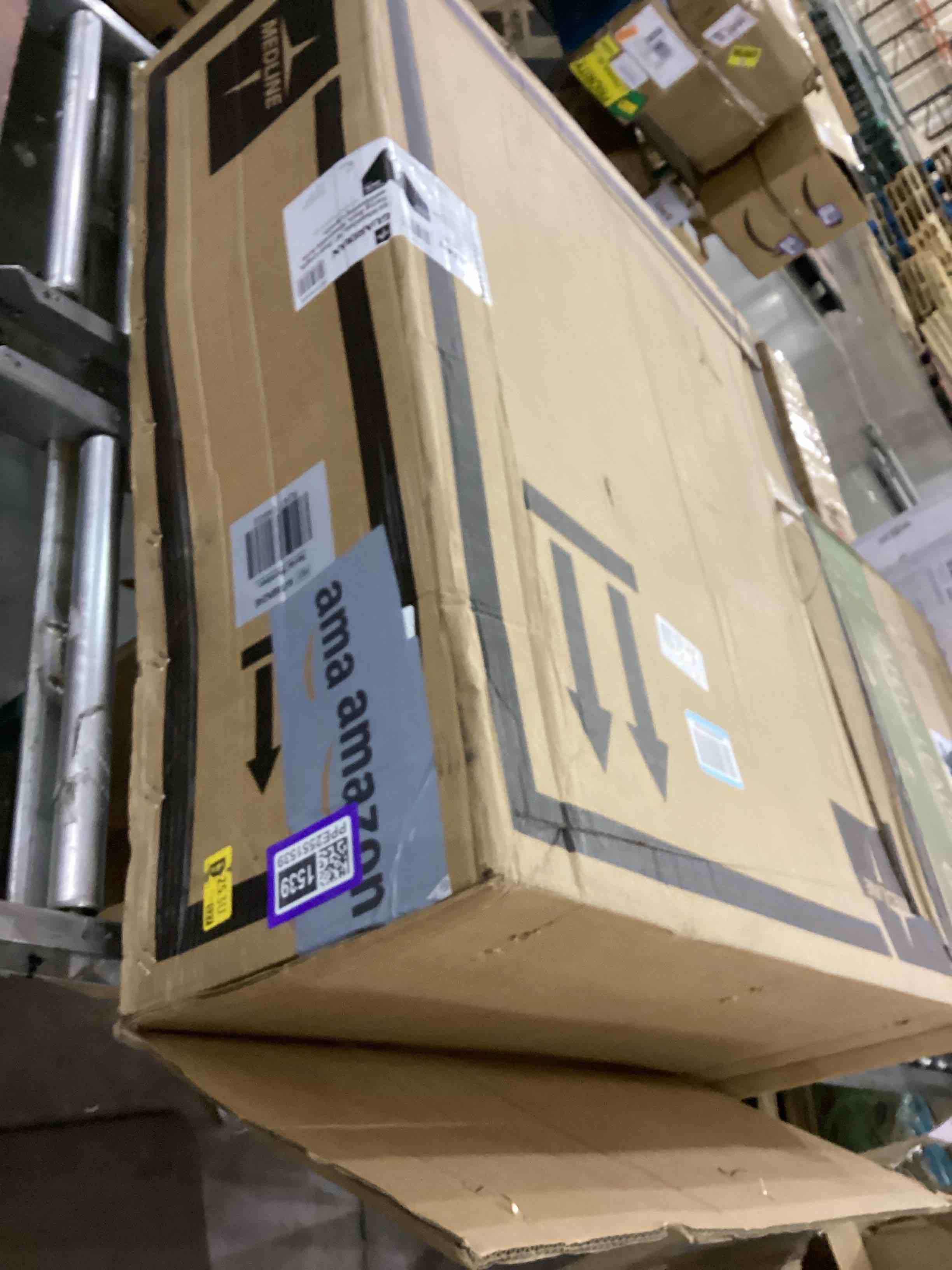 https://s3.amazonaws.com/lotting-images-prod/bidfta/PPE2551539_1752772688750.jpeg