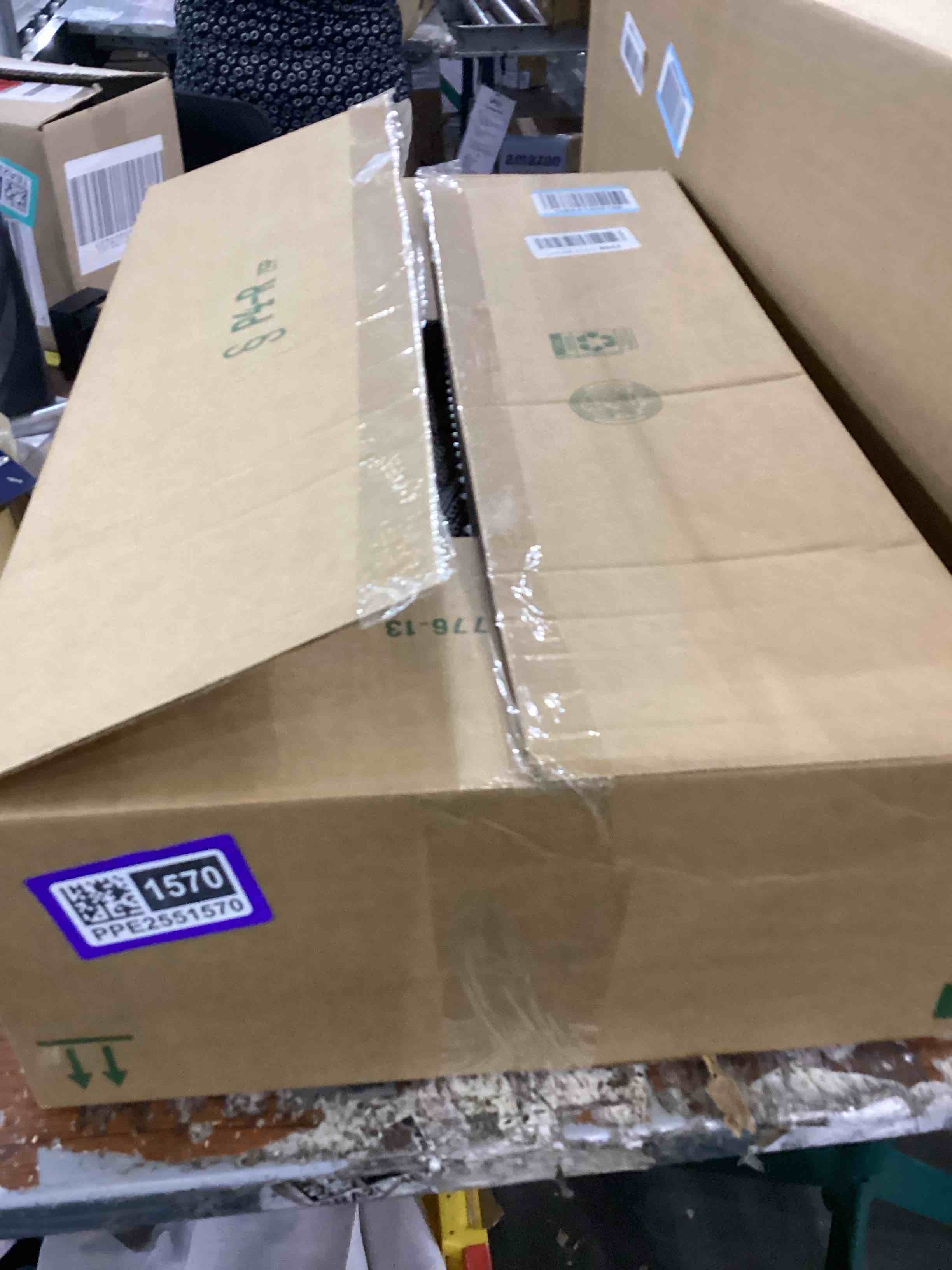 https://s3.amazonaws.com/lotting-images-prod/bidfta/PPE2551570_1752776564441.jpeg