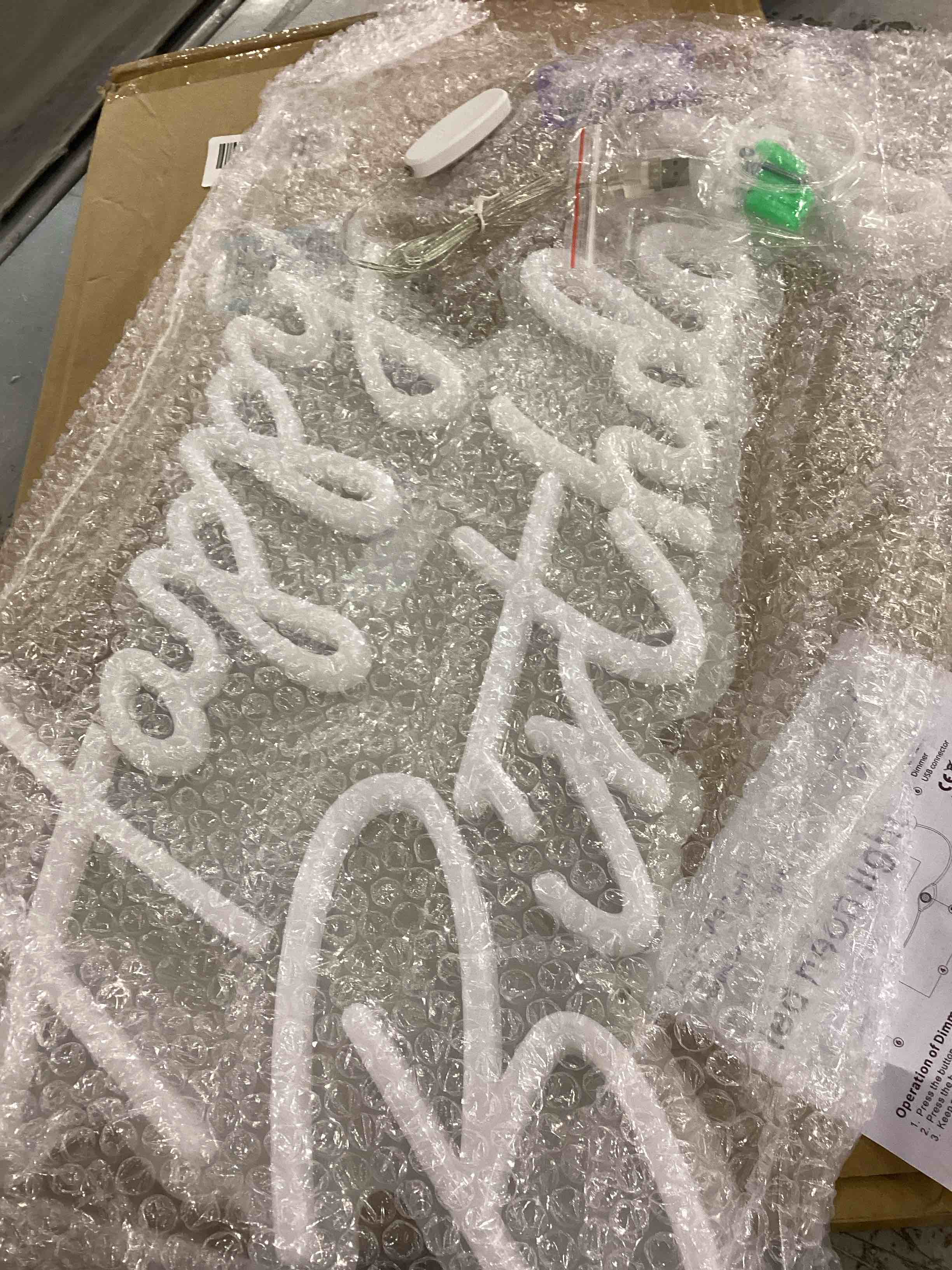 https://s3.amazonaws.com/lotting-images-prod/bidfta/PPE2551728_1752838596291.jpeg
