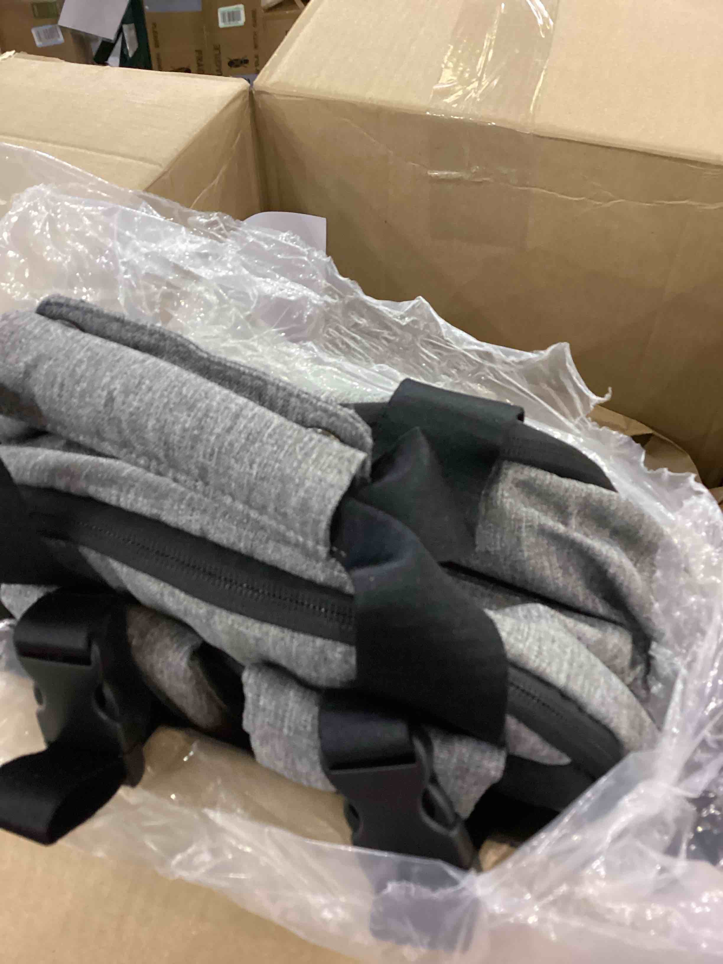 https://s3.amazonaws.com/lotting-images-prod/bidfta/PPE2551732_1752845565234.jpeg