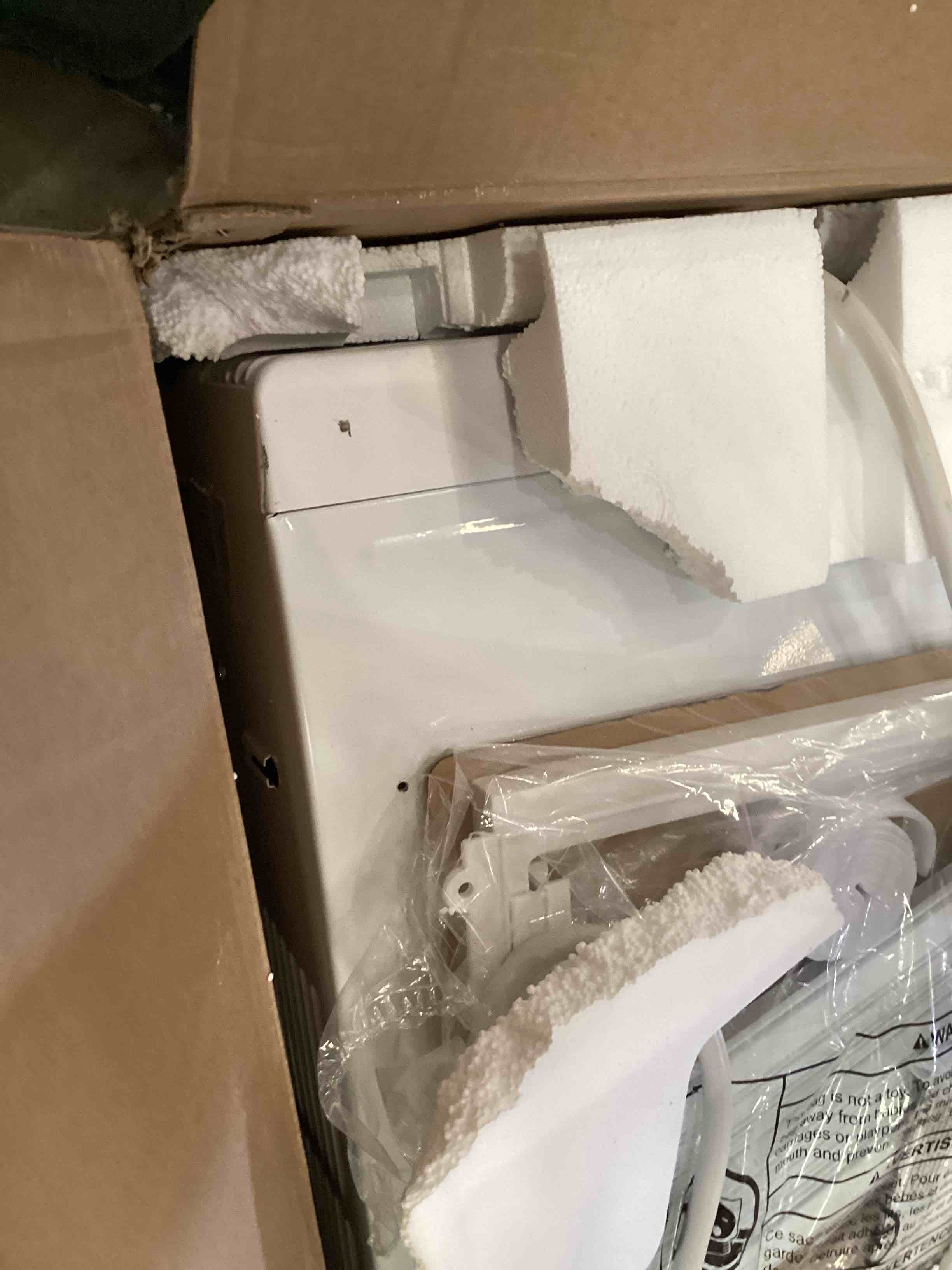 https://s3.amazonaws.com/lotting-images-prod/bidfta/PPE2551808_1752865071635.jpeg