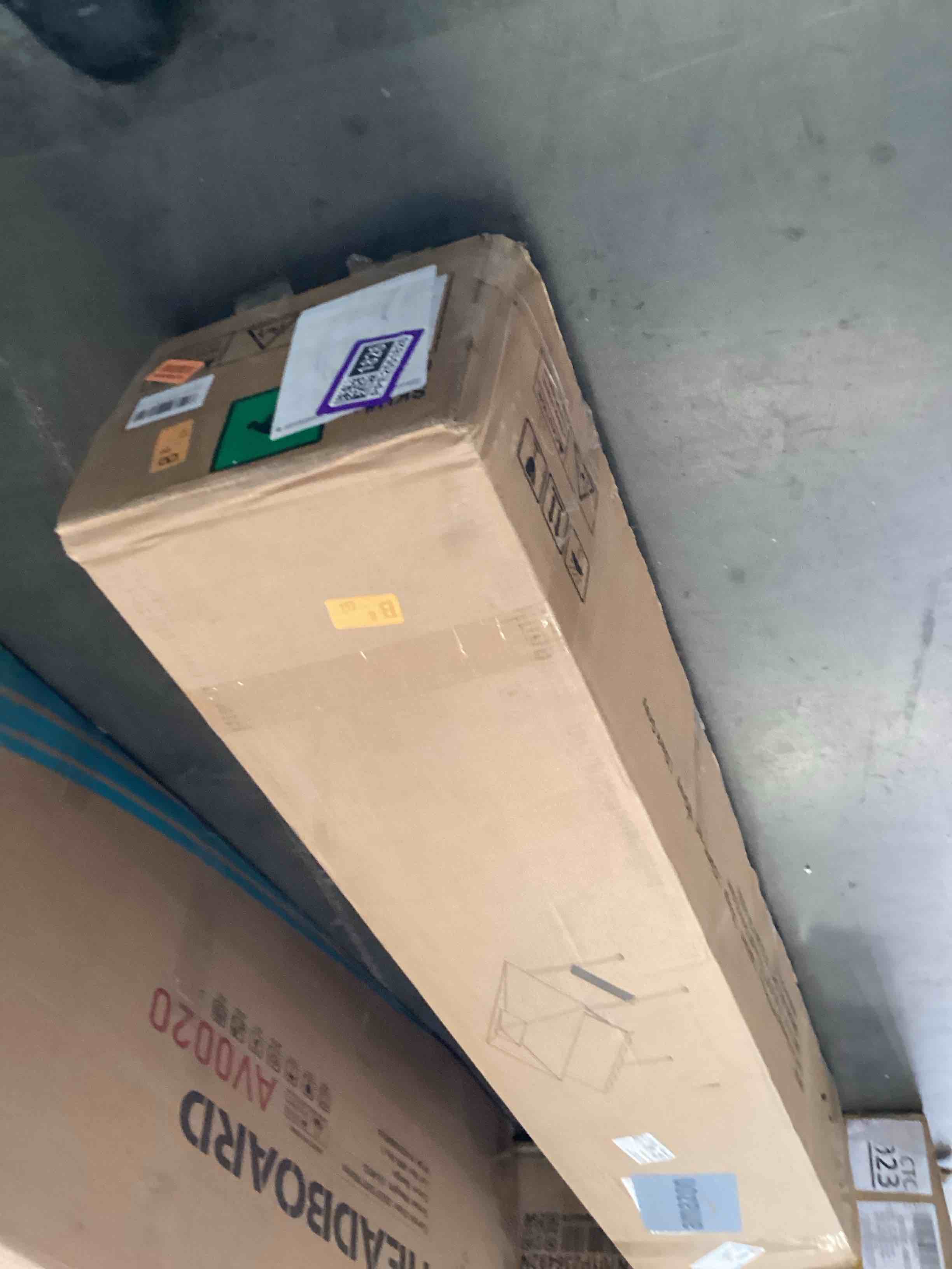 https://s3.amazonaws.com/lotting-images-prod/bidfta/PPE2551826_1752866087028.jpeg