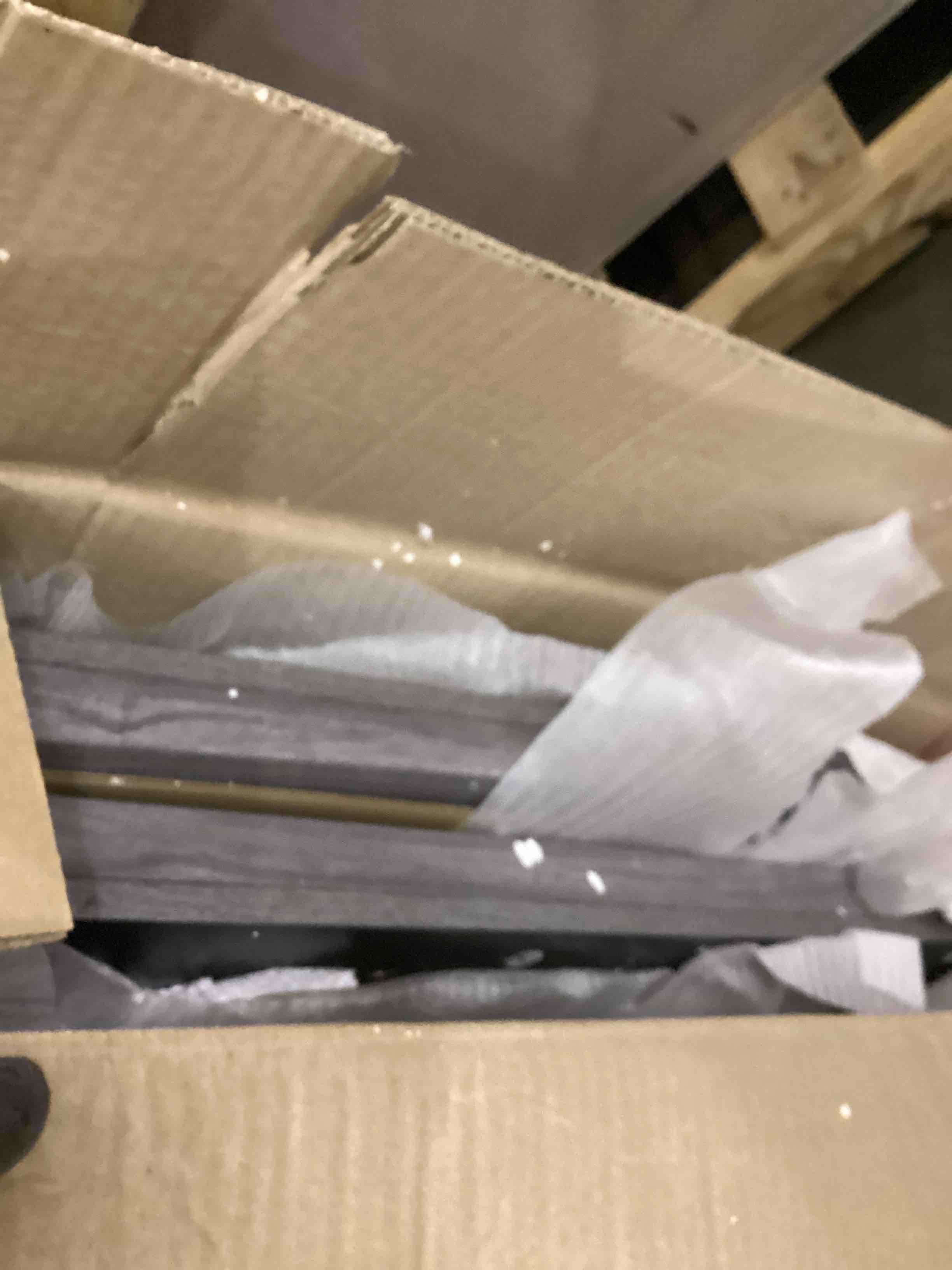 https://s3.amazonaws.com/lotting-images-prod/bidfta/PPE2551864_1753100294972.jpeg