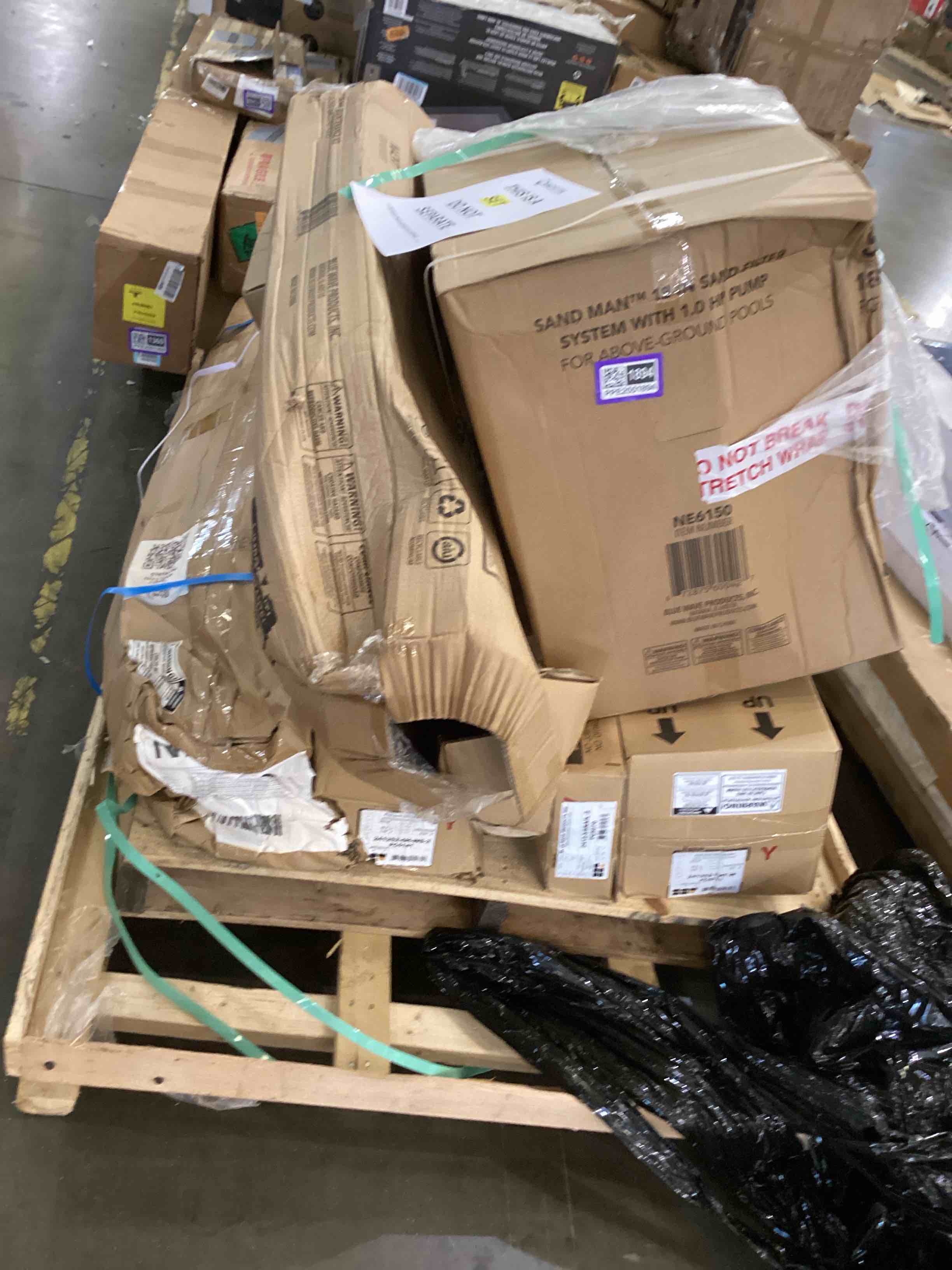 Blue wave pool set full pallet shown included, incomplete 