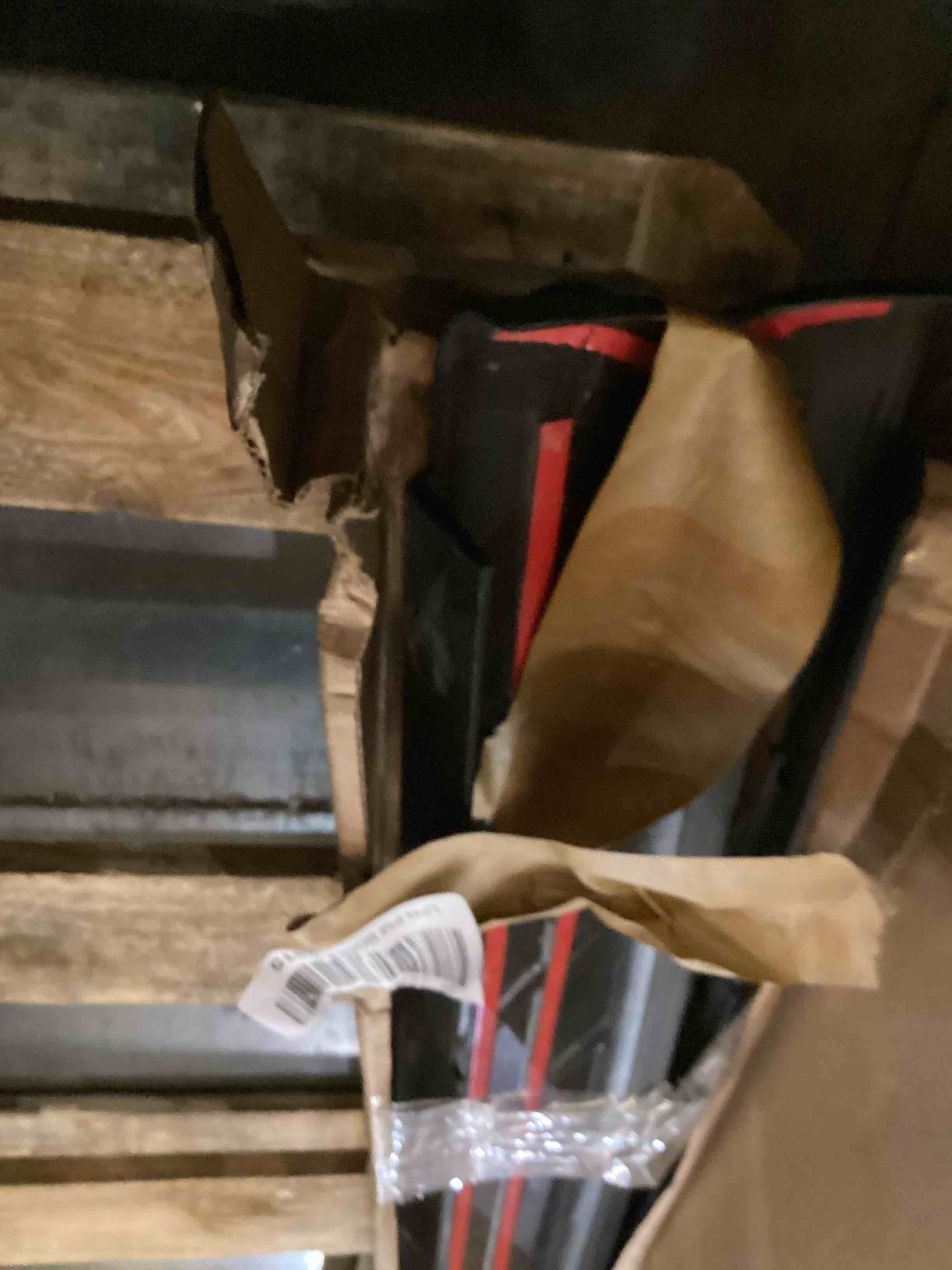 https://s3.amazonaws.com/lotting-images-prod/bidfta/PPE2551934_1753111862382.jpeg