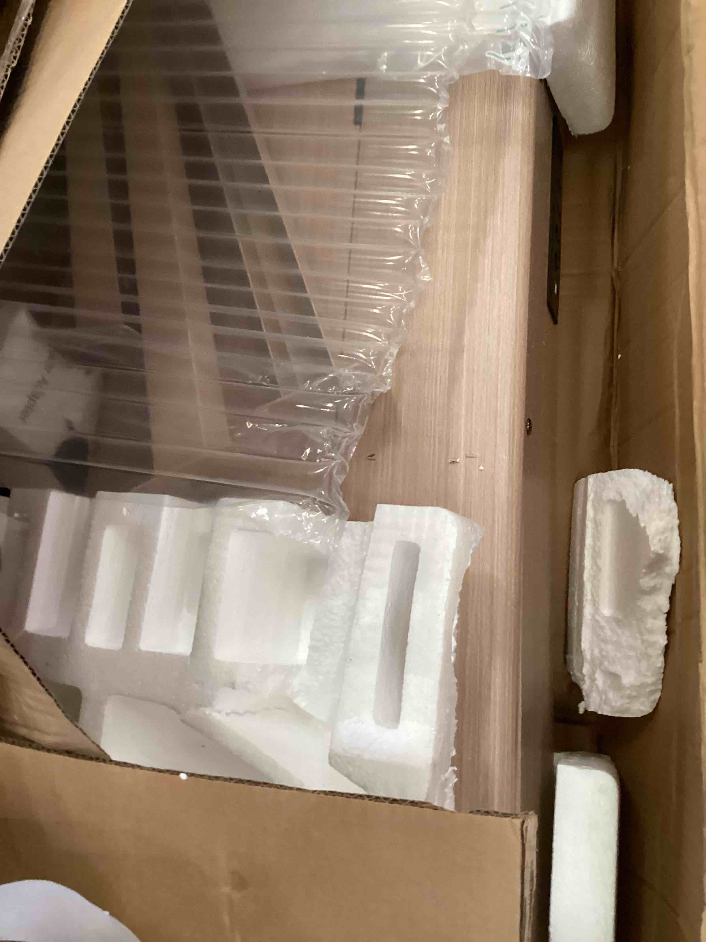 https://s3.amazonaws.com/lotting-images-prod/bidfta/PPE2552117_1753120505548.jpeg